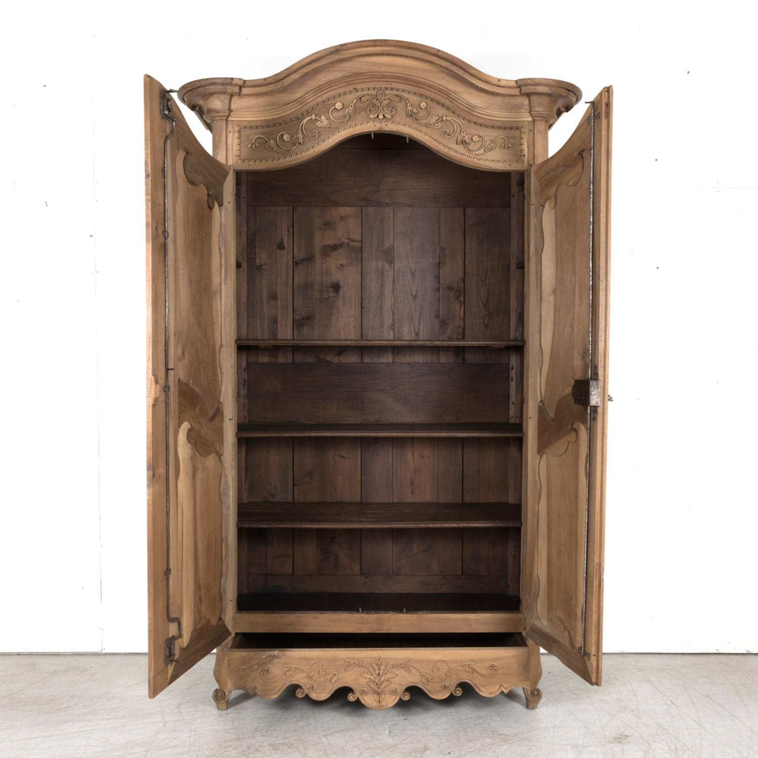 Monumental 18th Century French Louis XV Period Bleached Walnut Lyonnaise Armoire In Good Condition In Birmingham, AL