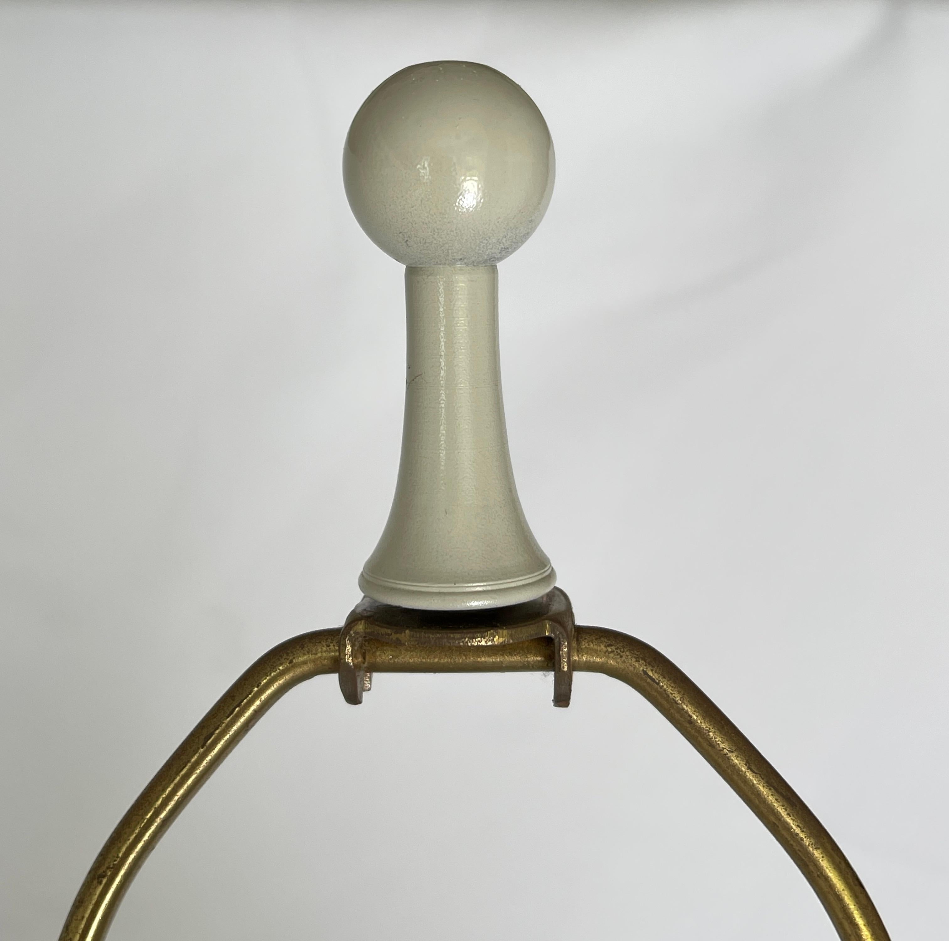 Monumentales lampes en céramique émaillée blanche Royal Haeger des années 1980 en vente 1