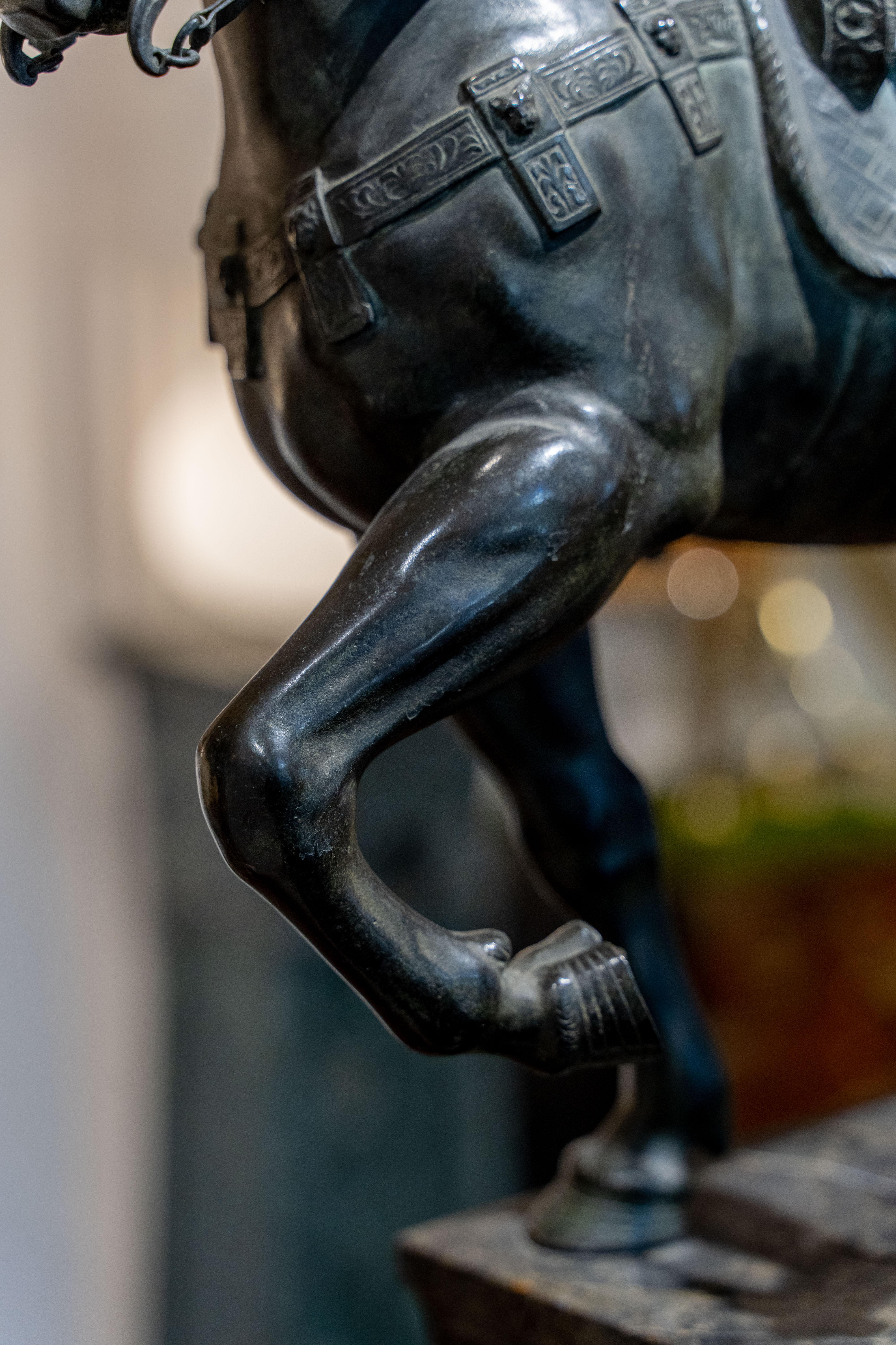 Monumental 19th Century Bronze Equestrian Statue of Bartolomeo Colleoni For Sale 1