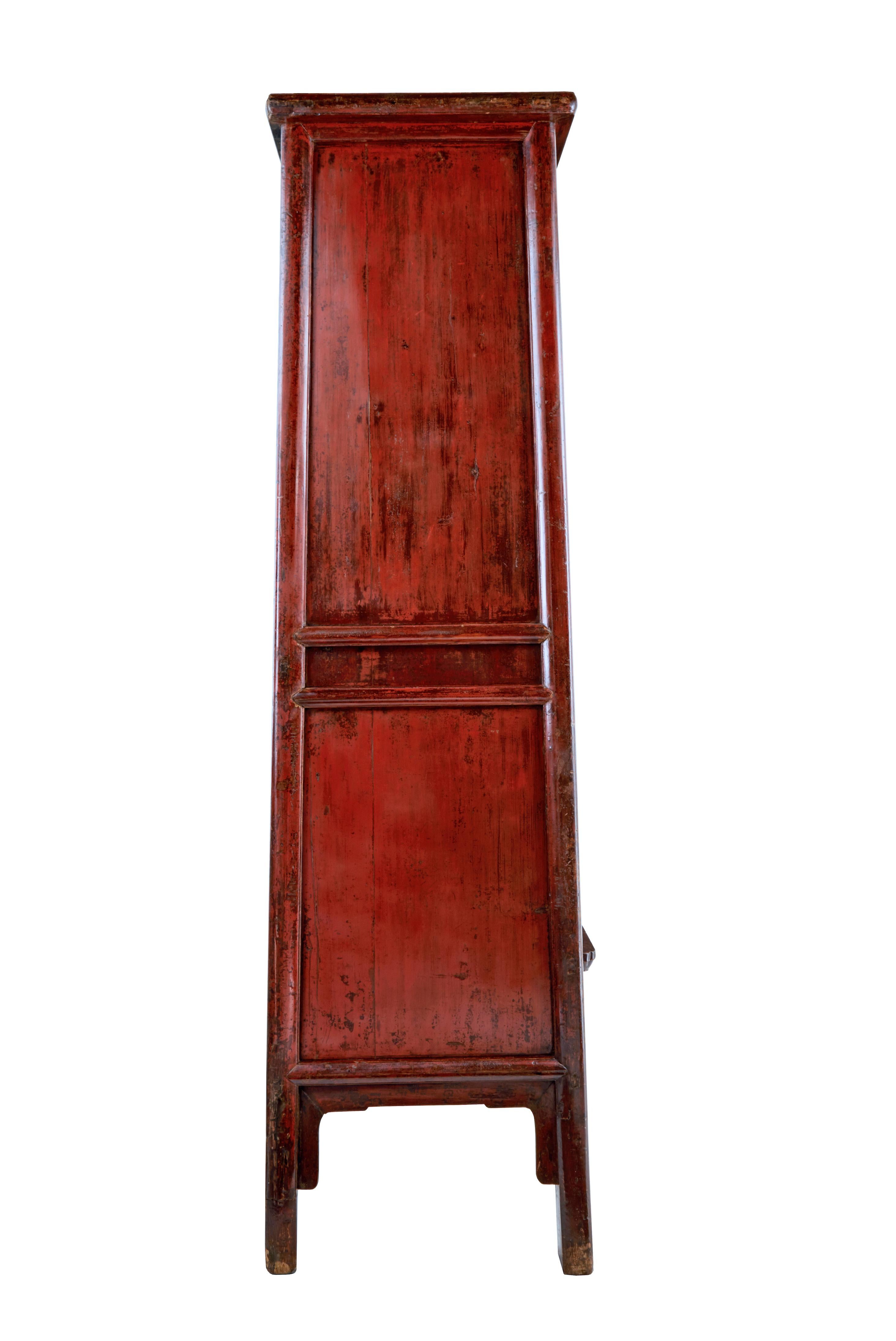 Monumental 19th century Chinese red lacquer cupboard In Good Condition For Sale In Debenham, Suffolk