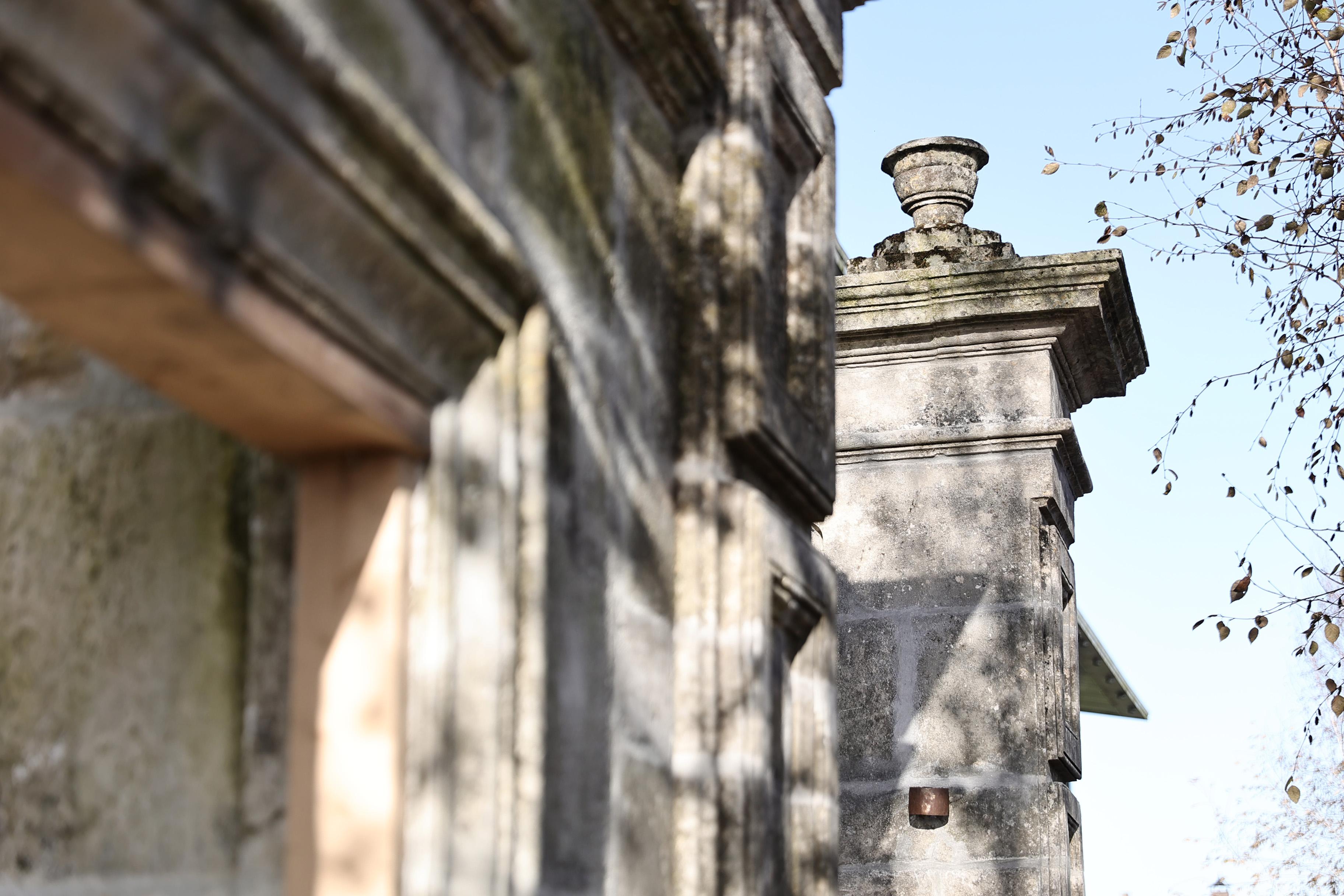 Antique Stone Pillar Gate 10