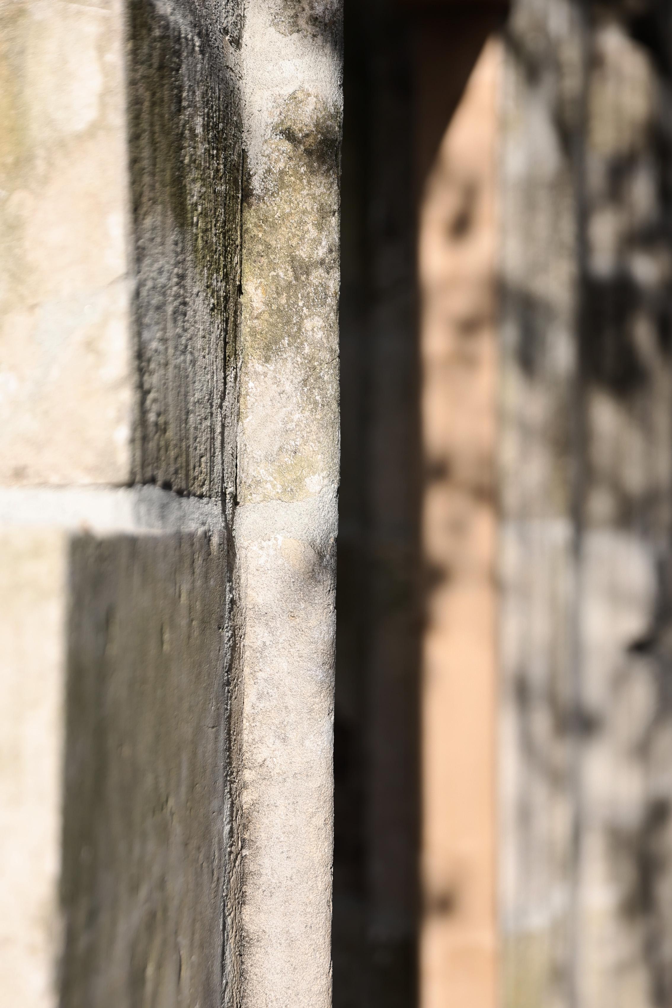 Limestone Antique Stone Pillar Gate