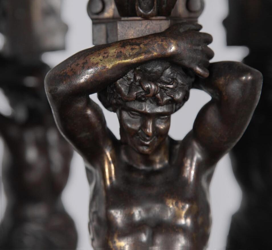 Lustre monumental en bronze français du 19ème siècle Bon état - En vente à London, GB