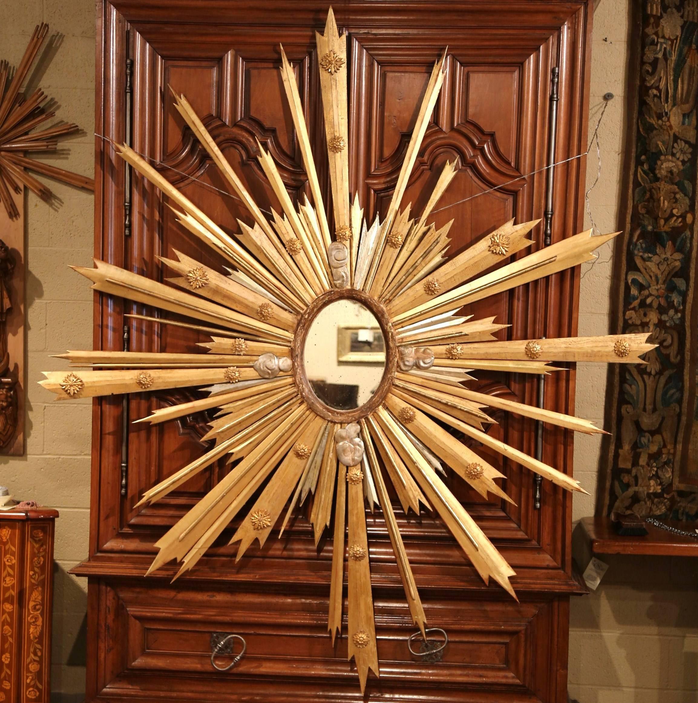 Monumental 19th Century French Carved Gilt Wood and Silvered Sunburst Mirror In Excellent Condition In Dallas, TX