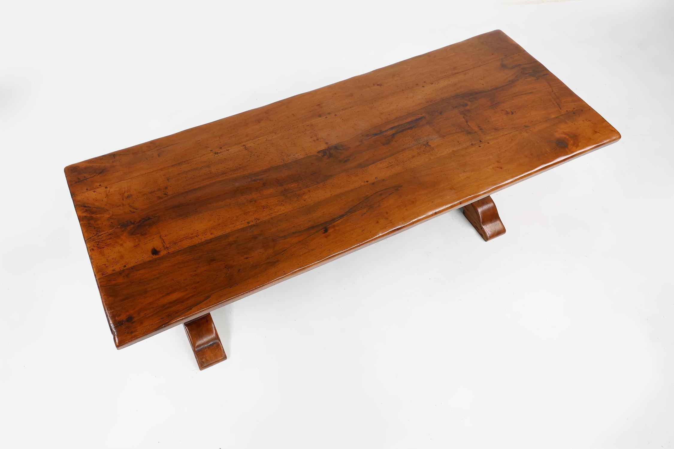 Fait main Monumentale table de salle à manger de monastère en chêne français du 19e siècle en vente