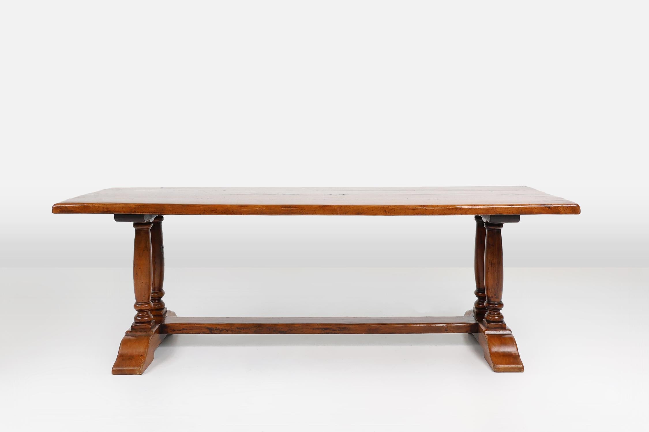 Monumentale table de salle à manger de monastère en chêne français du 19e siècle Bon état - En vente à Meulebeke, BE