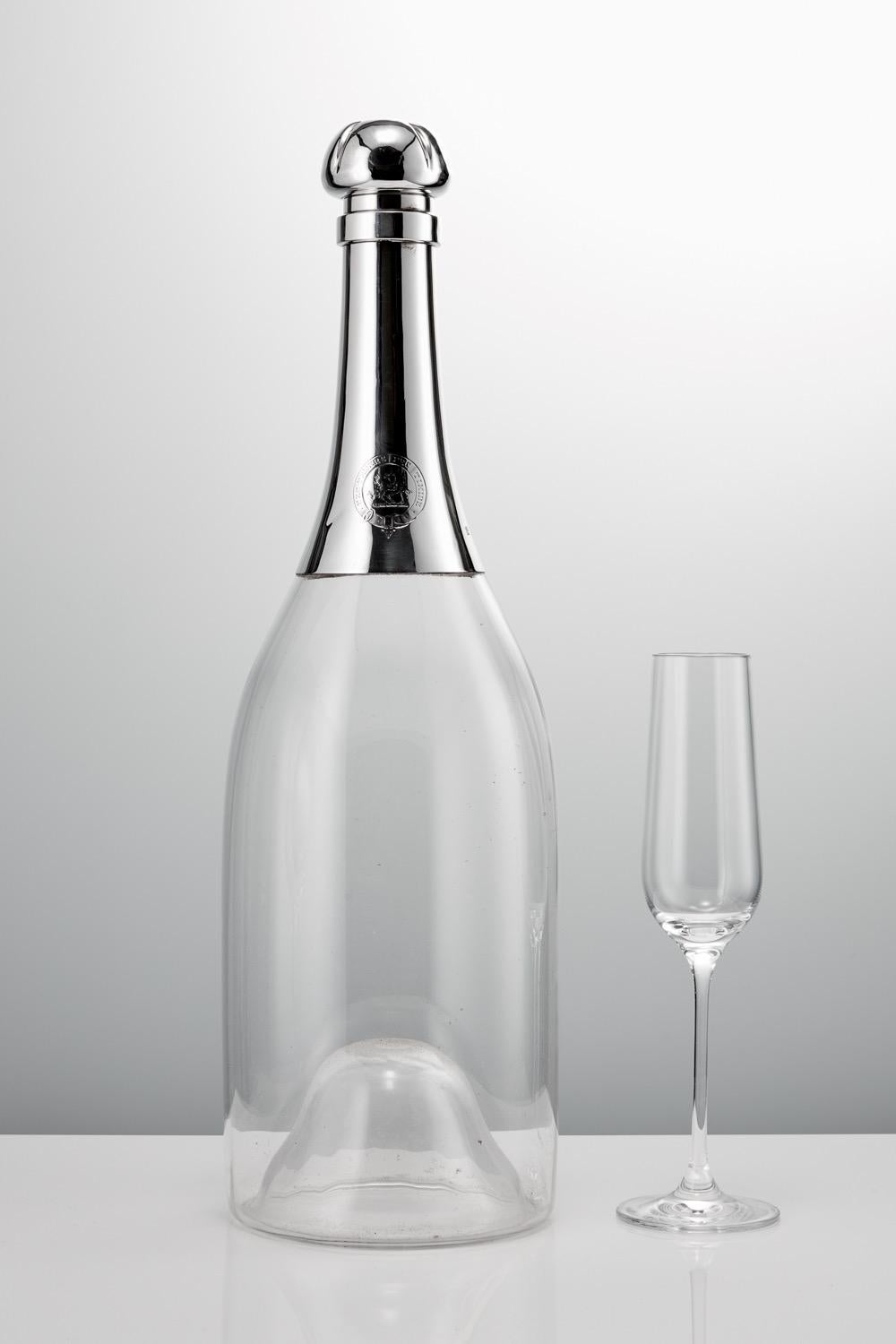 Antique 19th Century Glass and Sterling Silver Large Champagne Bottle, 1892 In Good Condition For Sale In London, GB