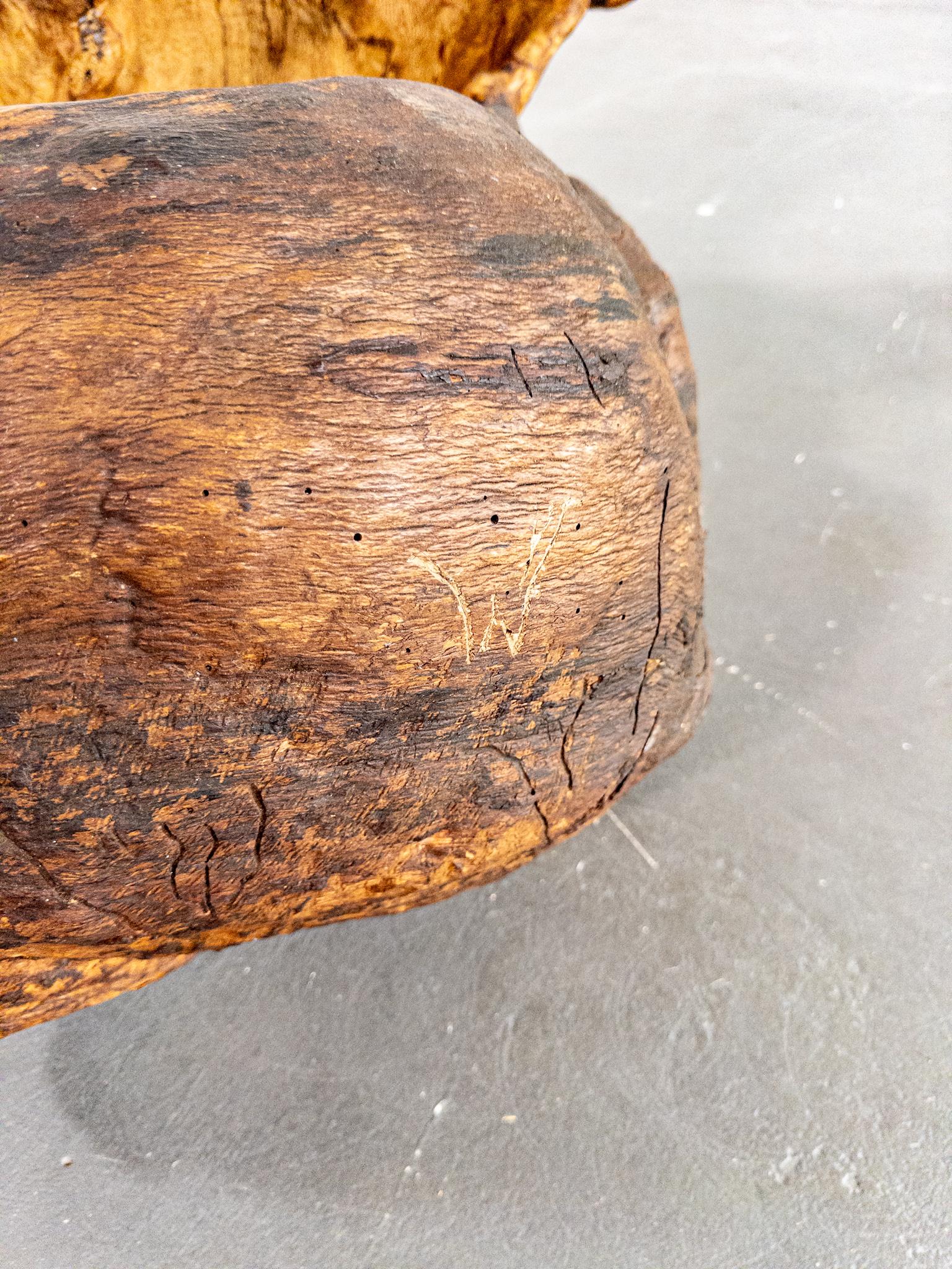 Monumental Vasija Escandinava del Siglo XIX de Madera de Burl - Escultura Orgánica en venta 7