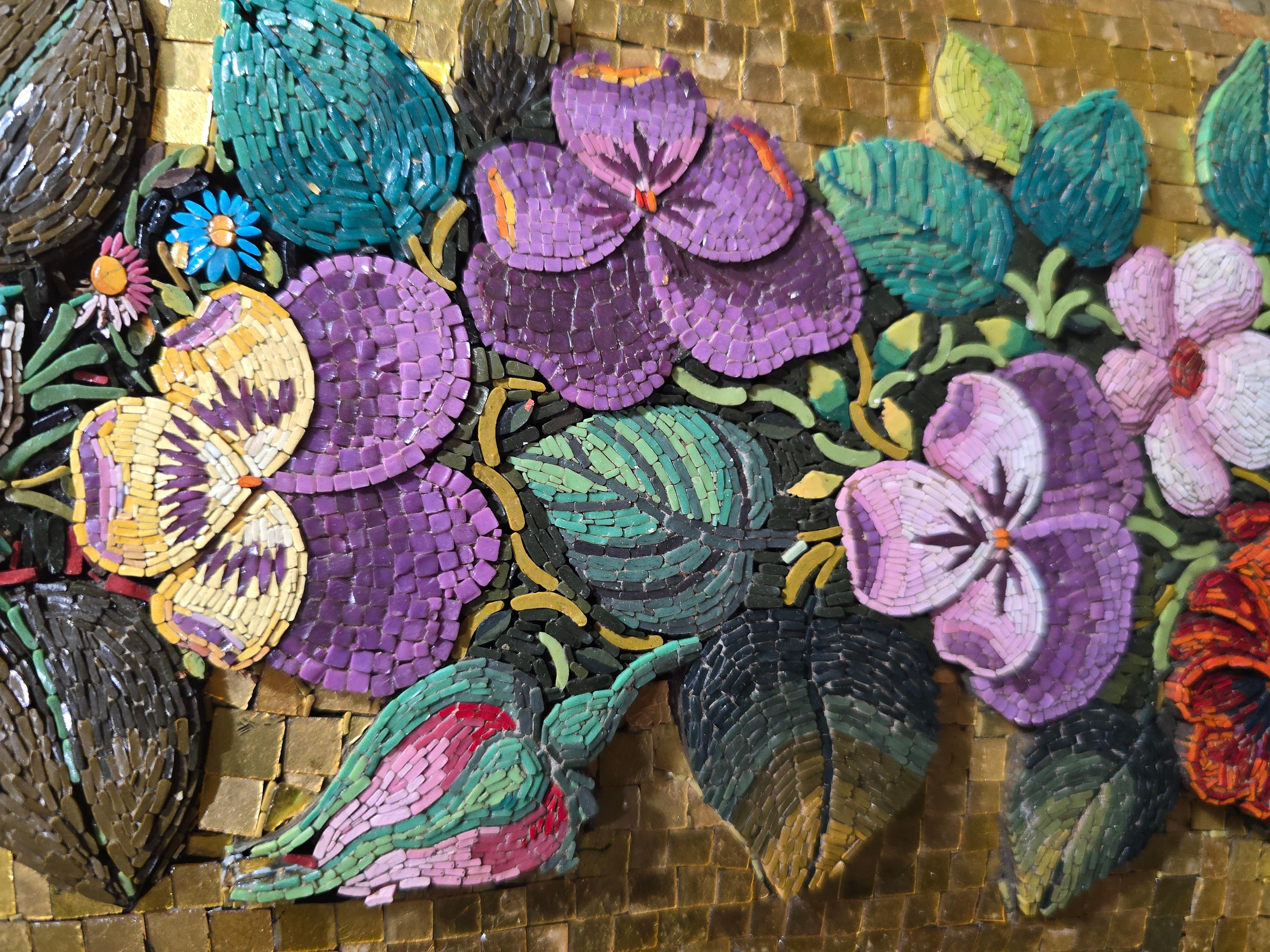 Espejo monumental de micromosaico veneciano del siglo XIX con marco de madera dorada en Bueno estado para la venta en Madrid, ES