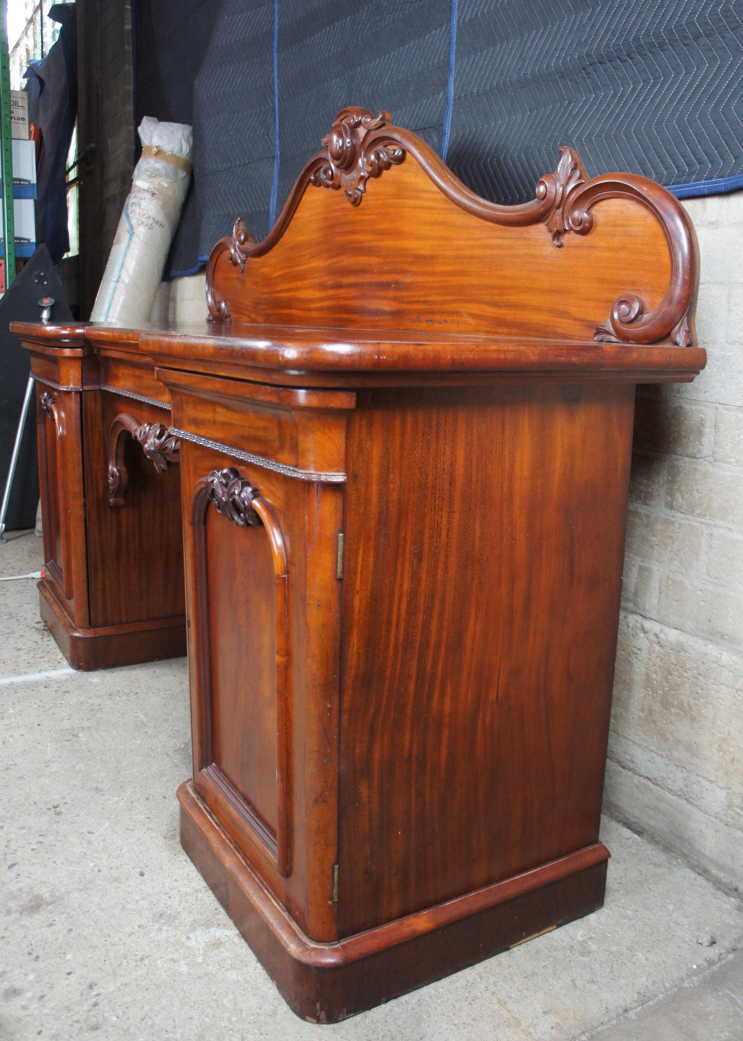 Monumental 19th Century William IV Mahogany Sideboard Console Dry Bar Barback For Sale 4