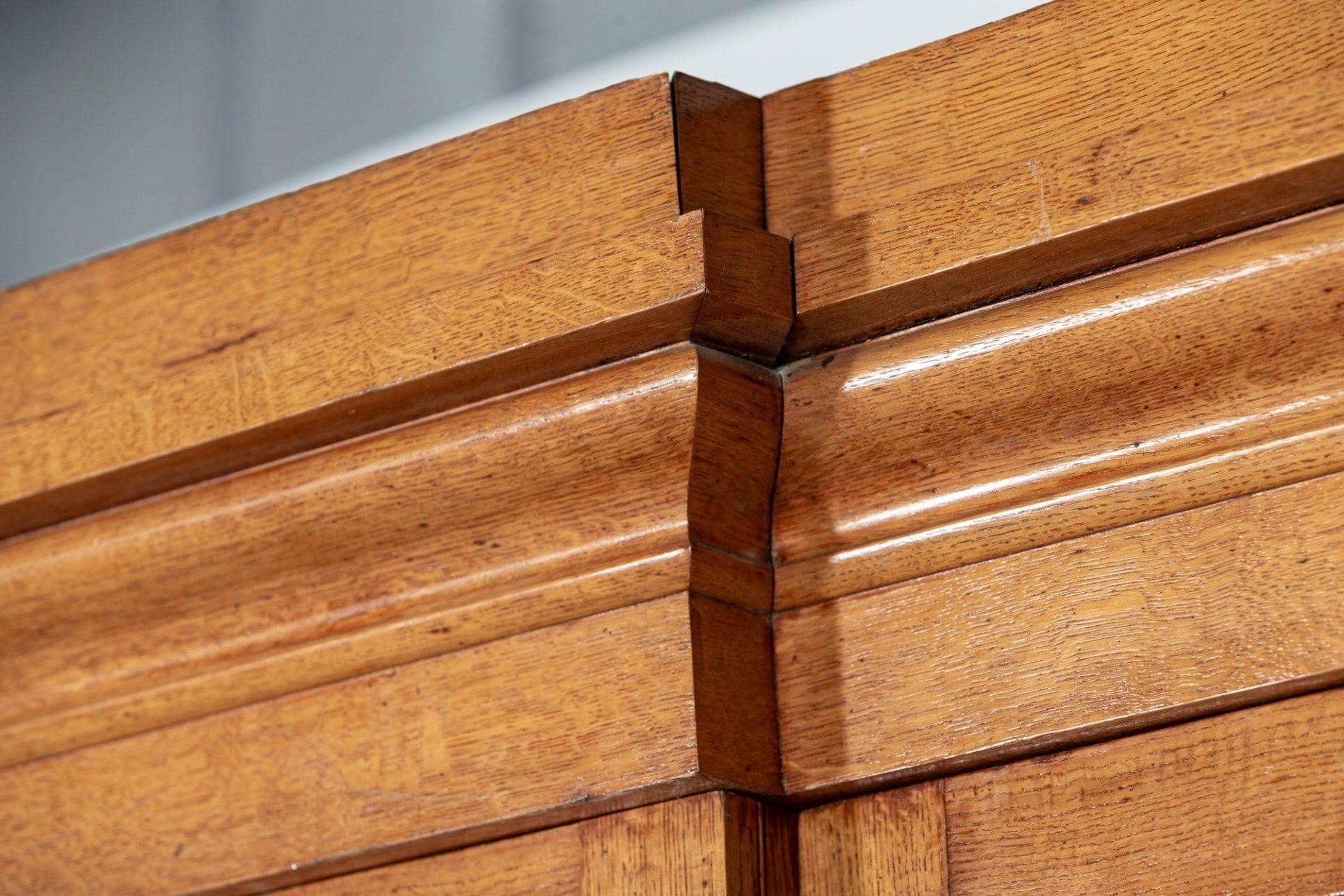 Monumental 19thC English Glazed Oak Breakfront Bookcase For Sale 6