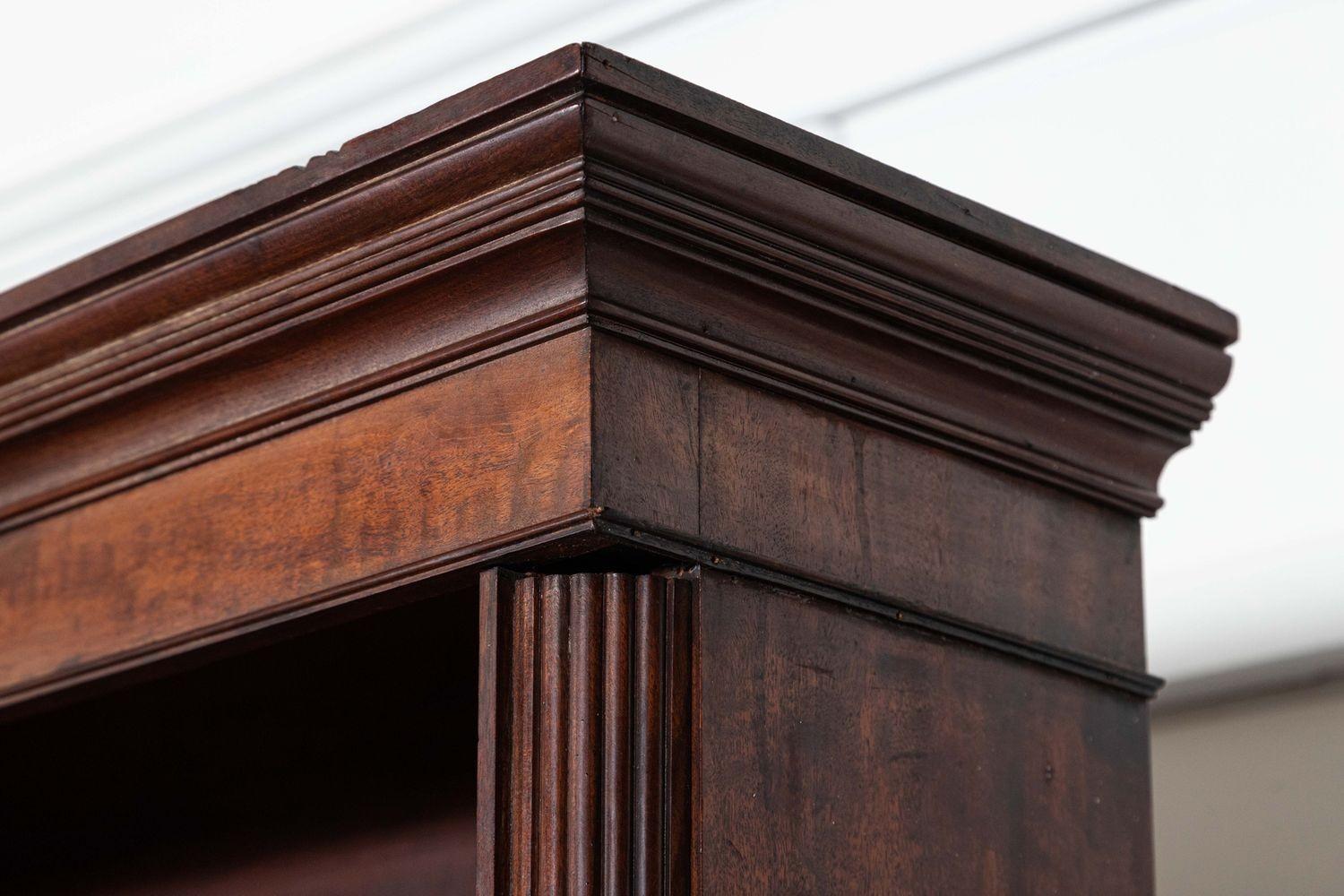 Monumentale libreria in mogano inglese del XIX secolo in vendita 8