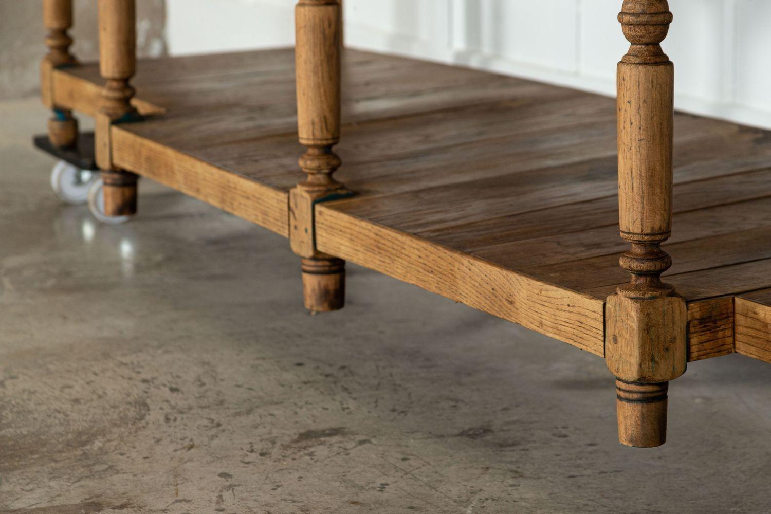 Monumentale base per comò a due ante in Oak inglese del XIX secolo in vendita 6