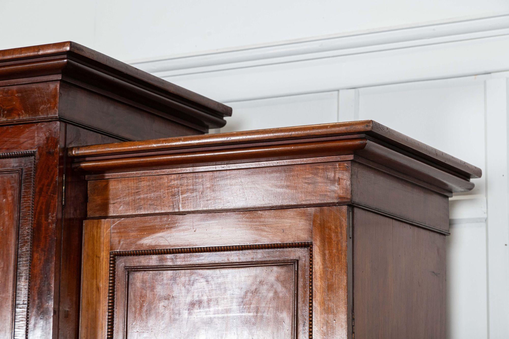 Monumentale armoire à glace en acajou du 19e siècle en vente 12