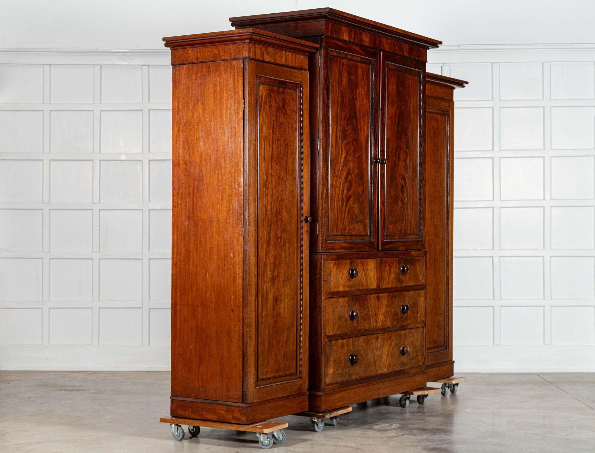 Monumentale armoire à glace en acajou du 19e siècle Bon état - En vente à Staffordshire, GB