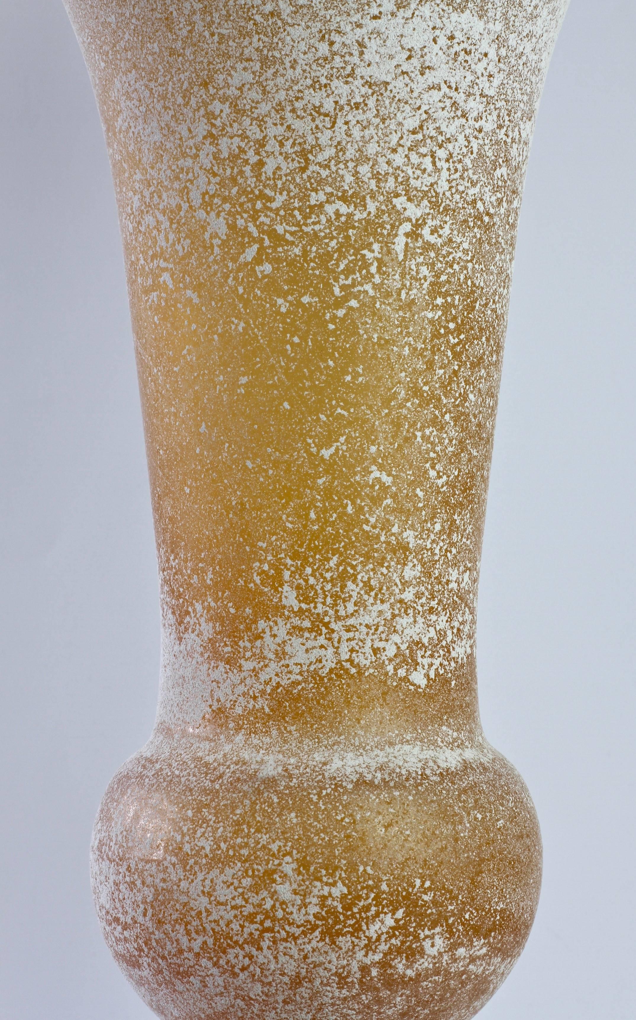 Monumental Seguso Vetri Darte Amber 'A Scavo' Murano Glass Vase 5
