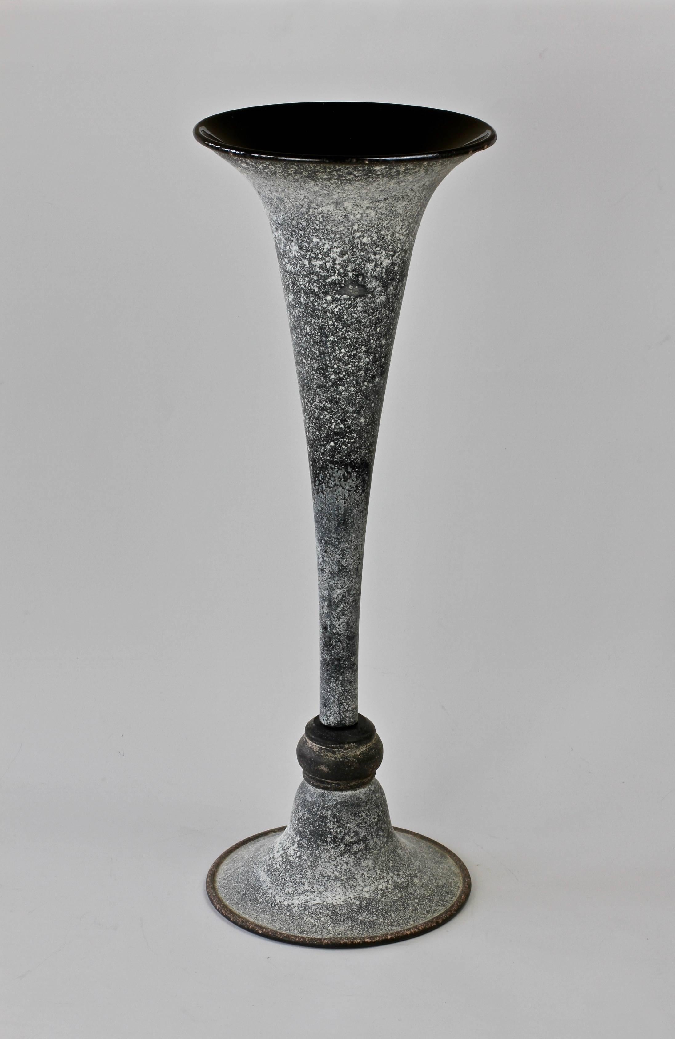 Monumental Black 'A Scavo' Murano Glass Vase Attributed to Seguso Vetri D'Arte 1