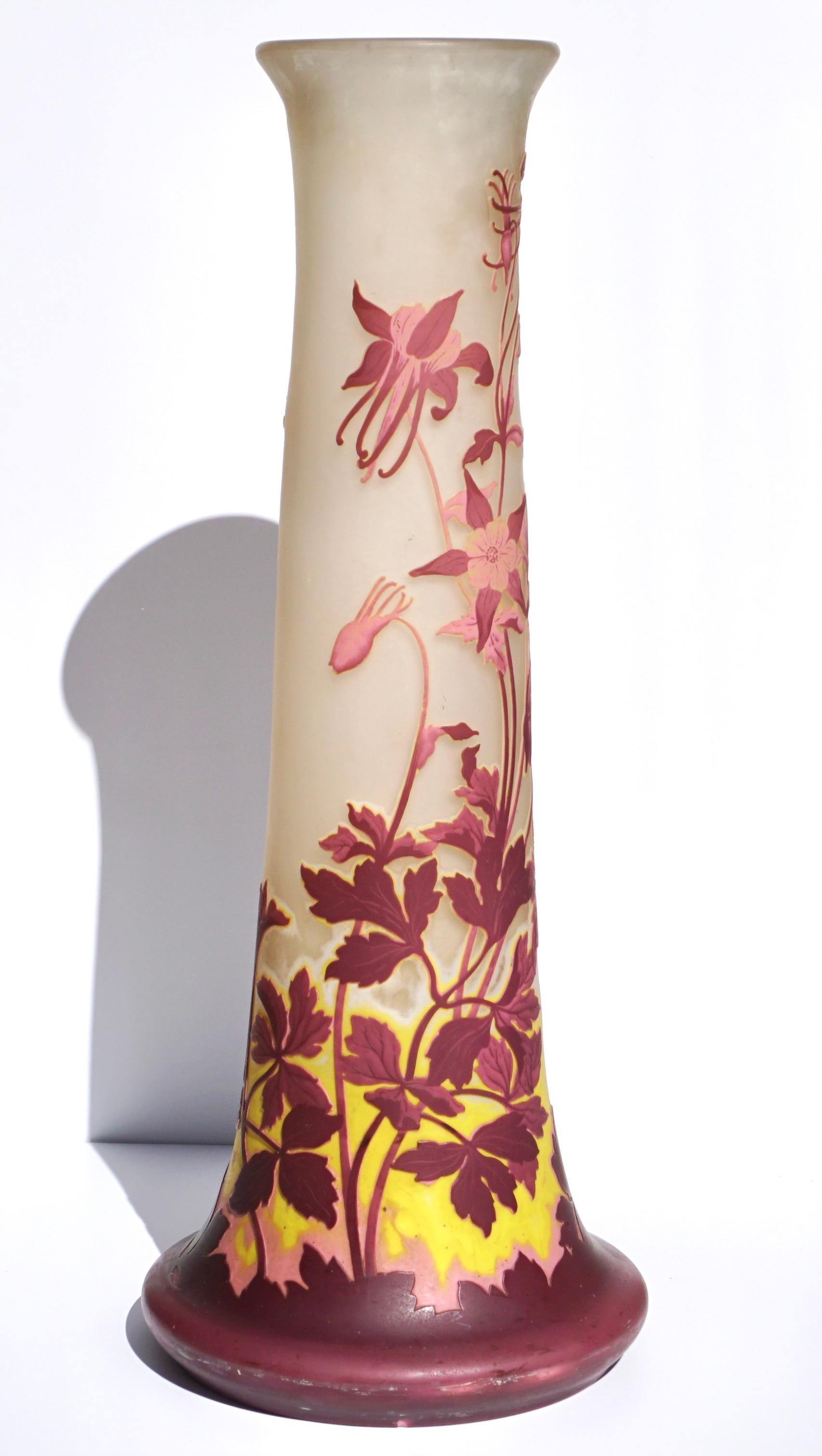 Art Nouveau Vaso monumentale da 24' Emile Galle con cammeo a quattro colori in vendita