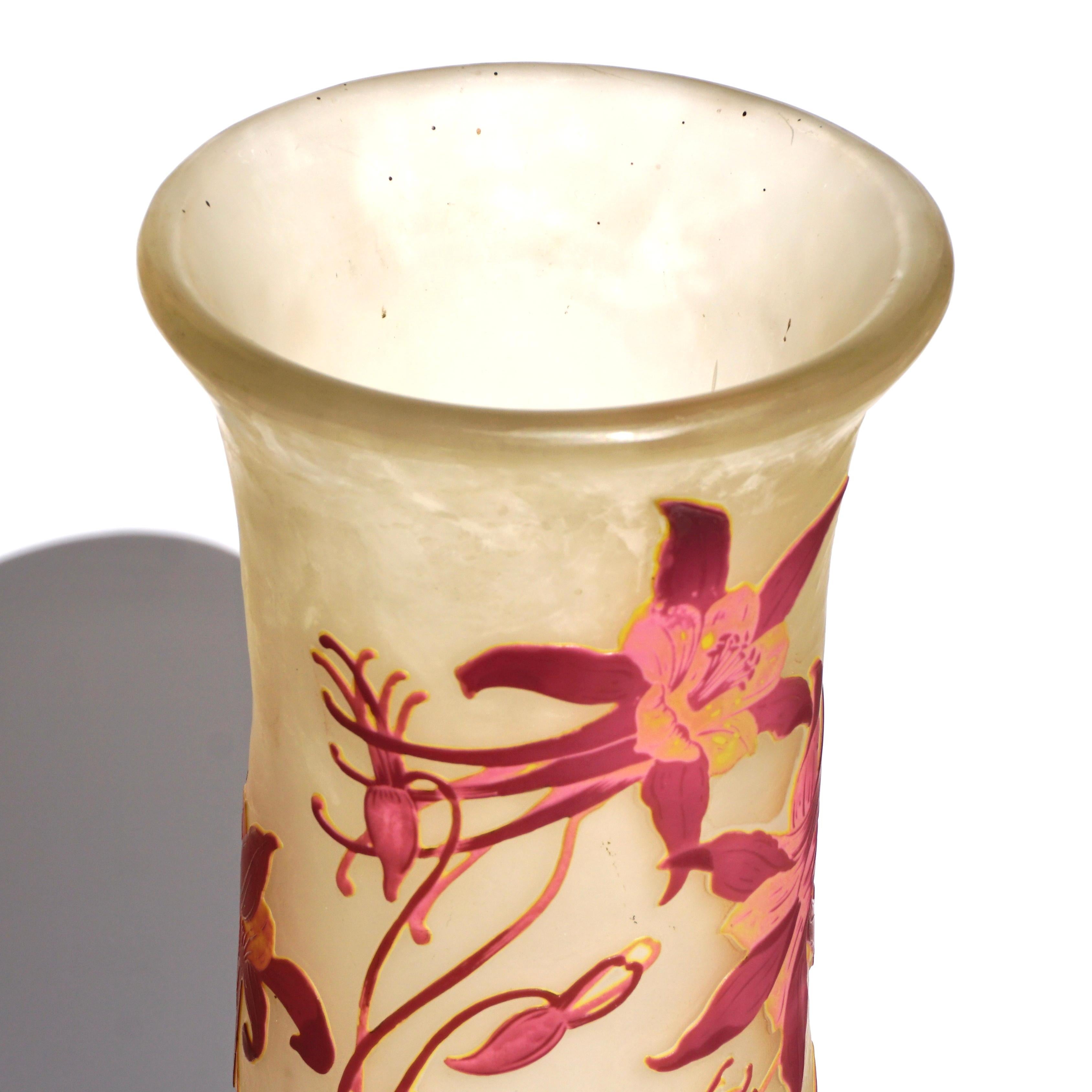 Monumental 24’ Emile Galle Four Color Cameo Vase In Excellent Condition For Sale In Dallas, TX