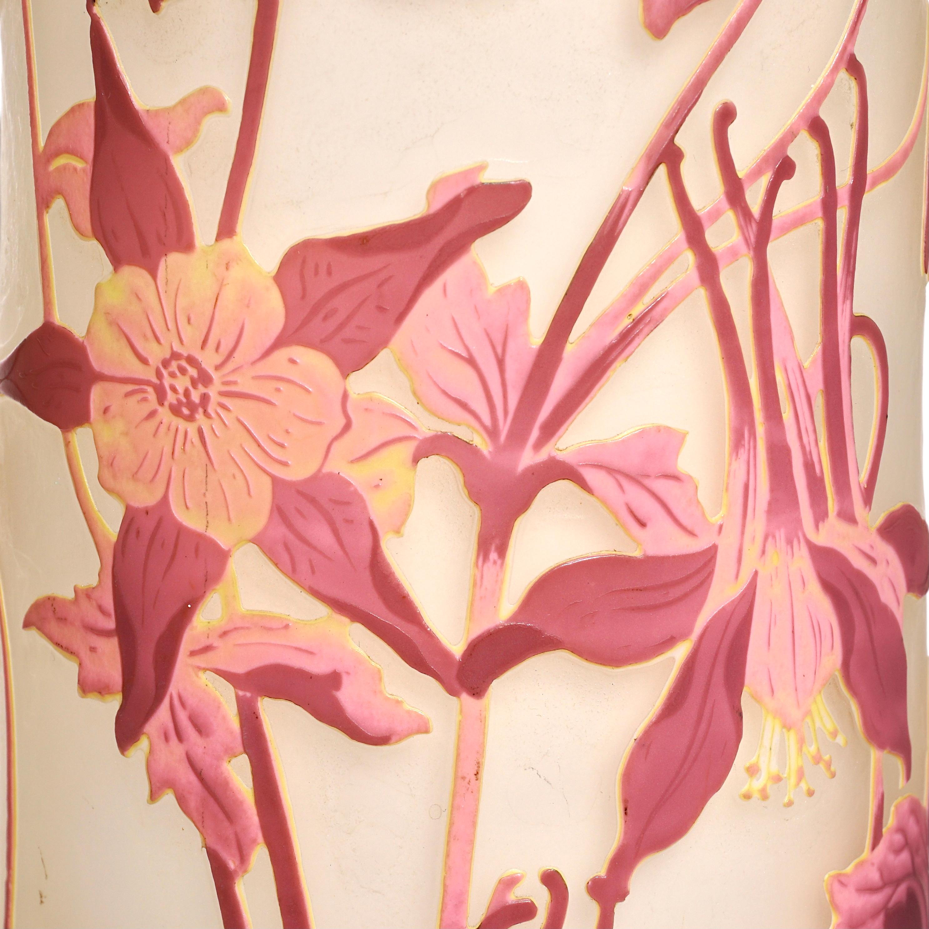 Vetro artistico Vaso monumentale da 24' Emile Galle con cammeo a quattro colori in vendita
