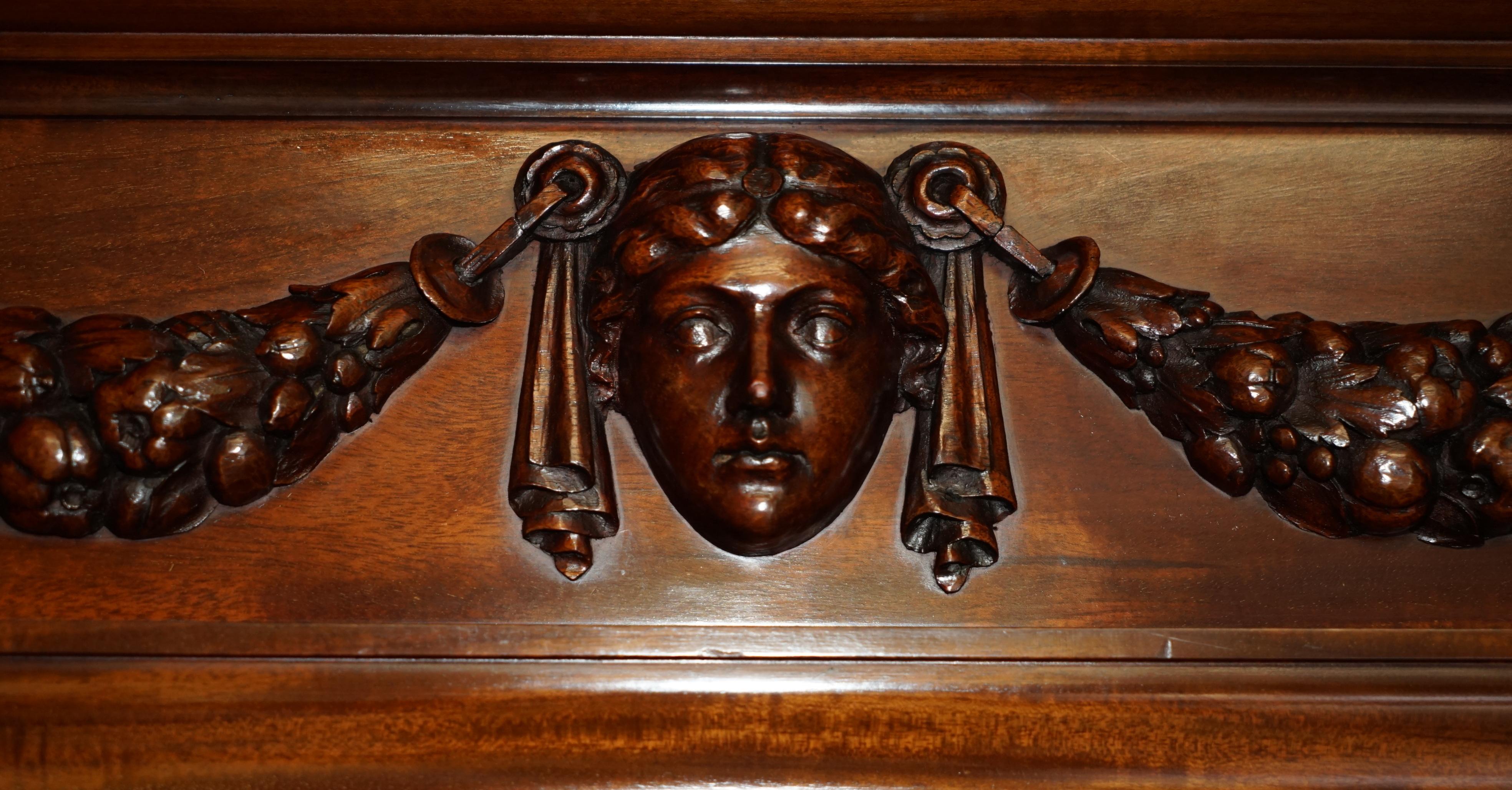 MONUMENTAL 2.4 METER TALL ANTiQUE VICTORIAN HARDWOOD GLAZED LiBRARY BOOKCASE In Good Condition For Sale In West Sussex, Pulborough