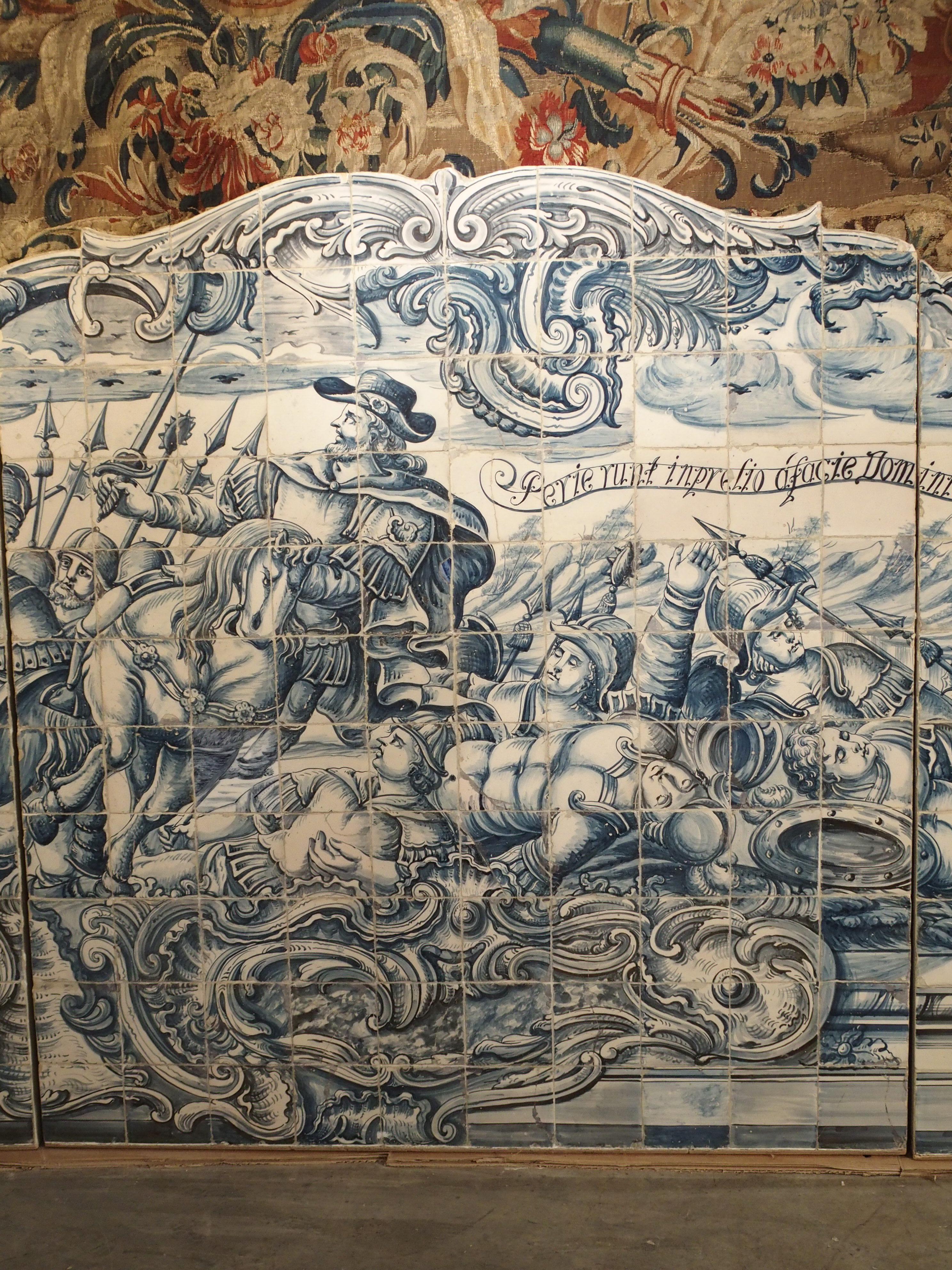 Monumental 3-Piece 18th Century Azulejo Mural Panel from Portugal For Sale 4