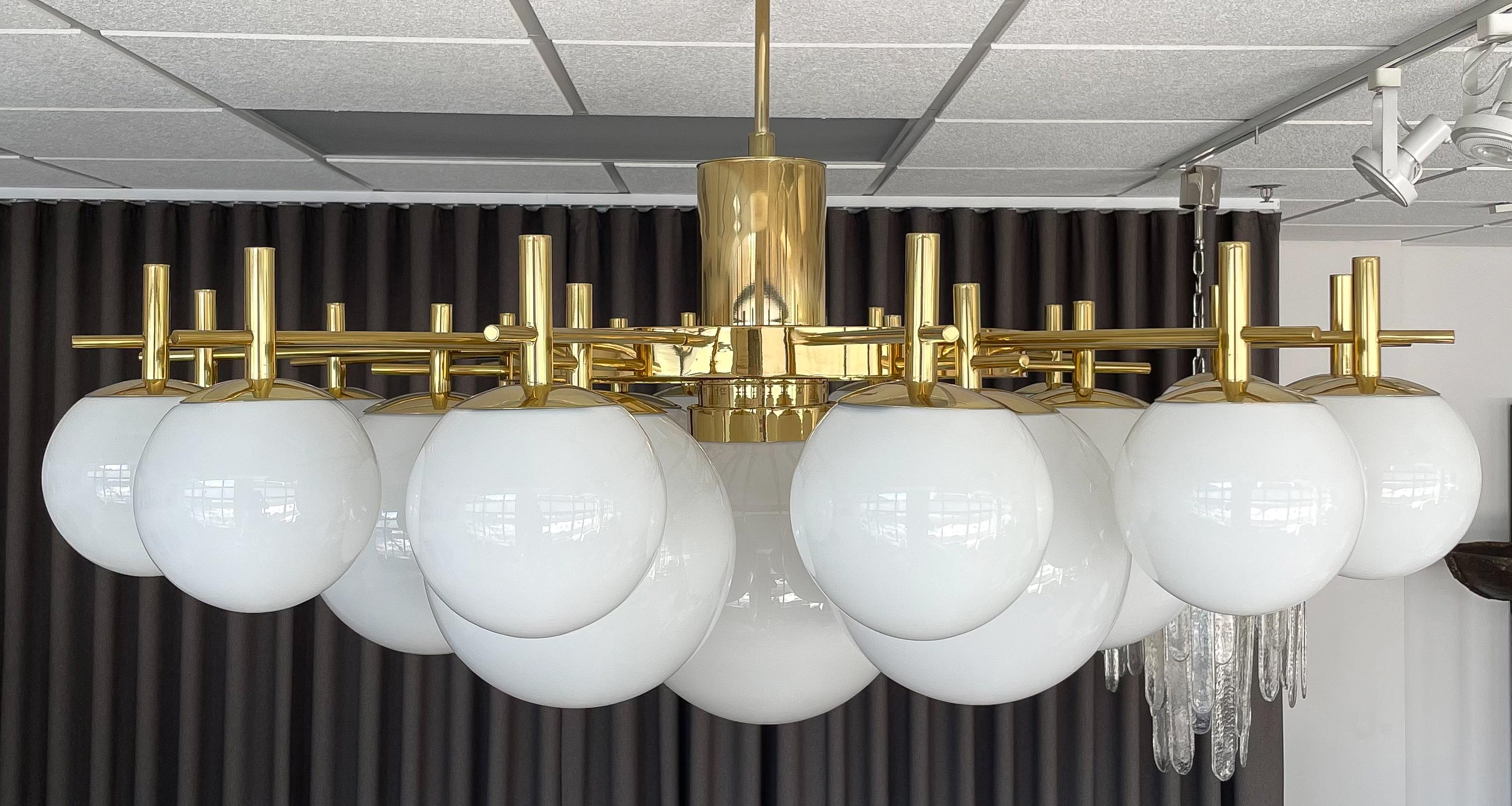 60 diameter chandelier