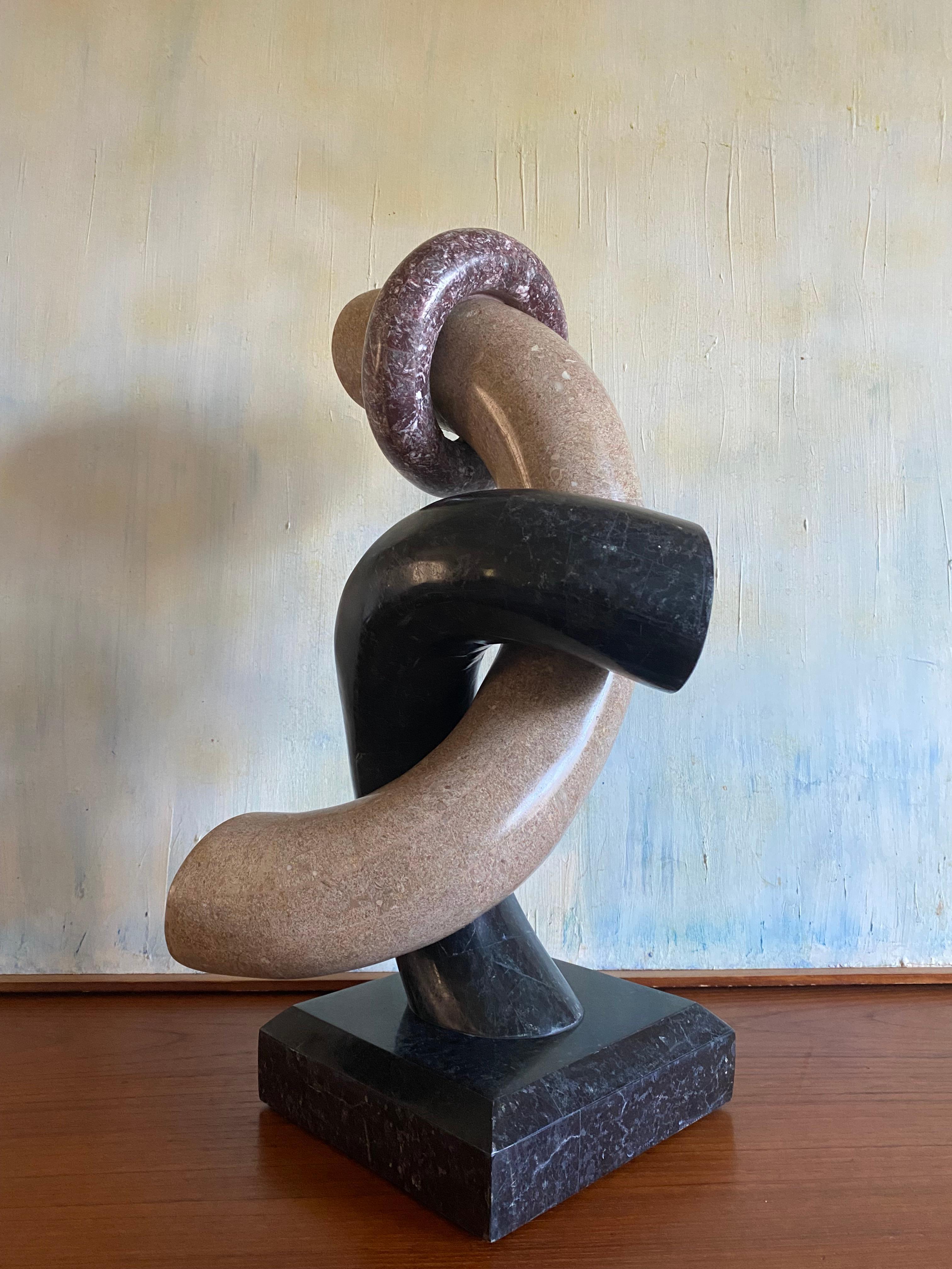 Scultura monumentale astratta in marmo in vendita 10