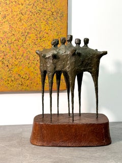 Escultura Monumental Abstracta Modernista de Bronce sobre Base de Madera de Stephen Veresh