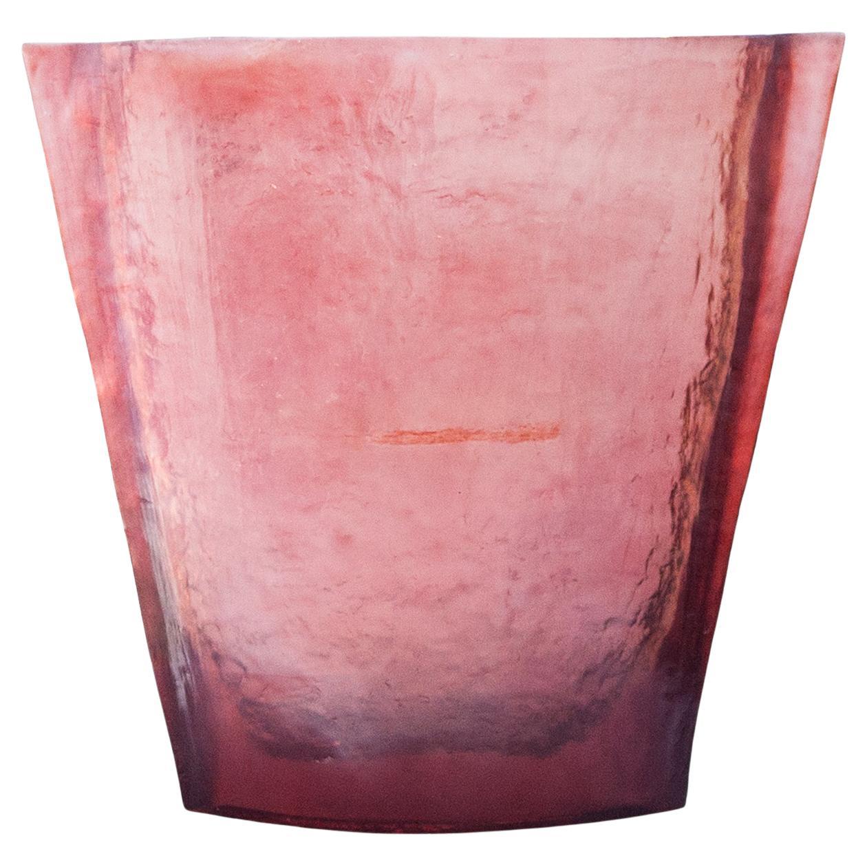 Vase monumental en acrylique rouge, Italie, années 1990 en vente