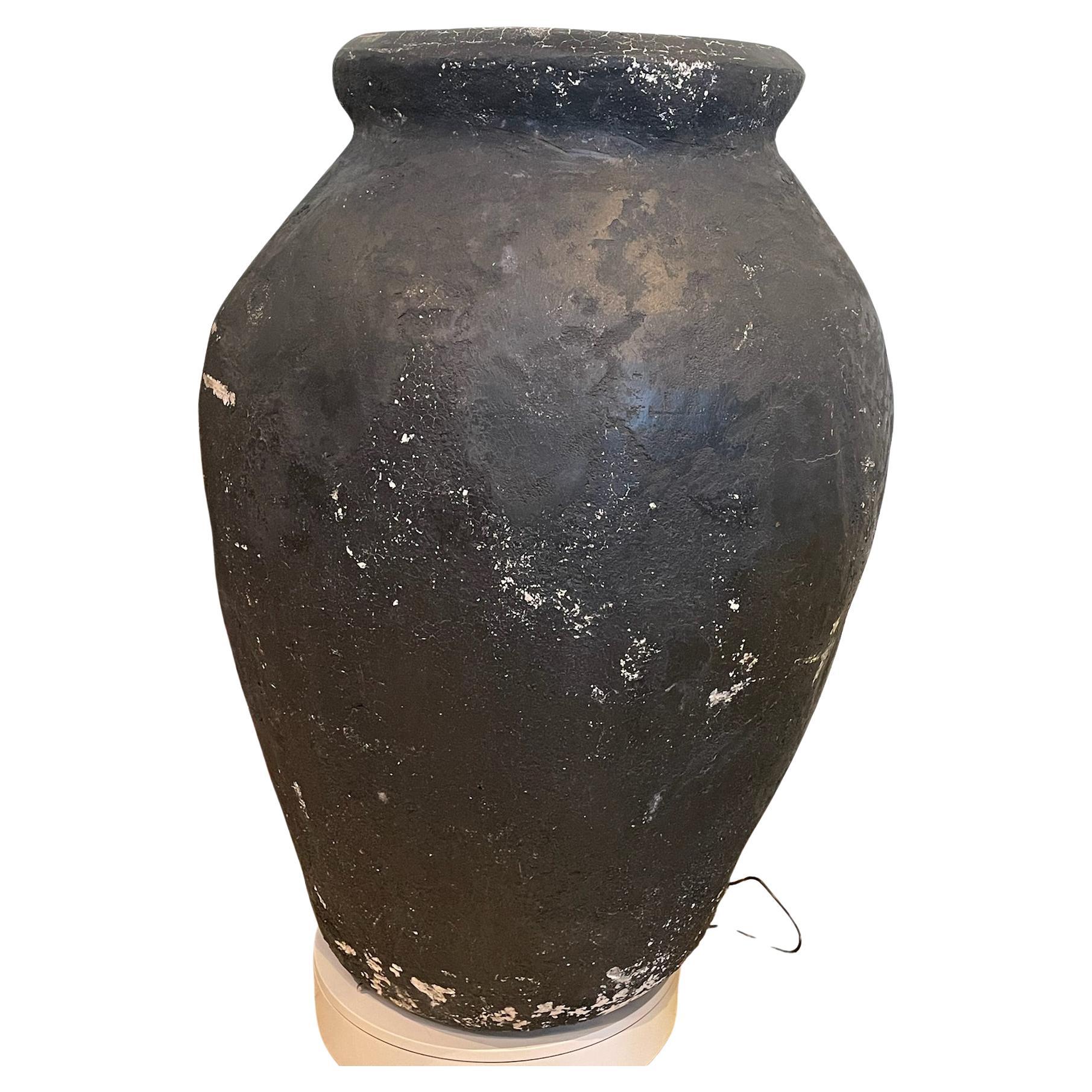 Carved Vasi e anfore