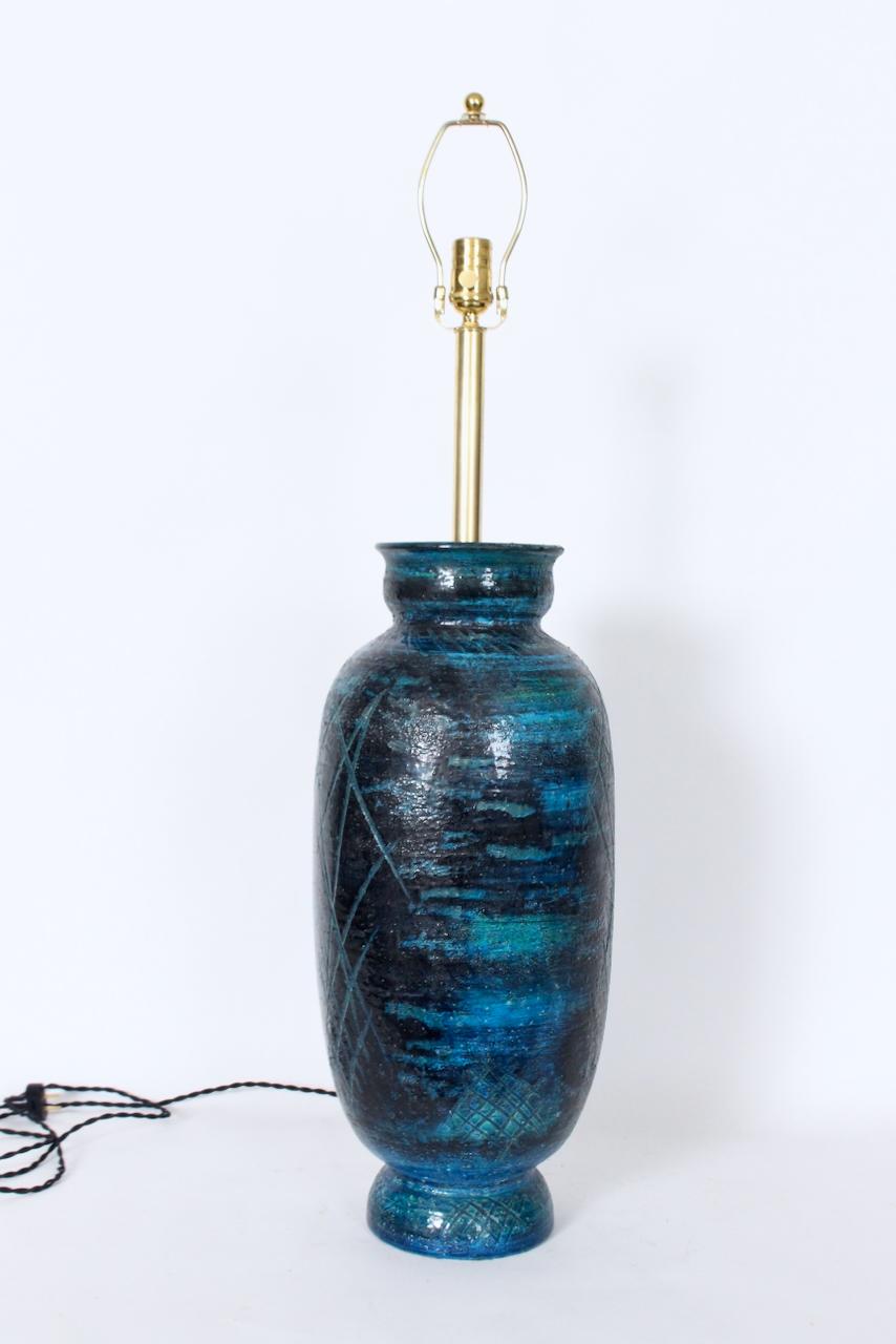 Monumental Aldo Londi for Bitossi Accented Rimini Blue Pottery Table Lamp, 1950s im Zustand „Gut“ im Angebot in Bainbridge, NY