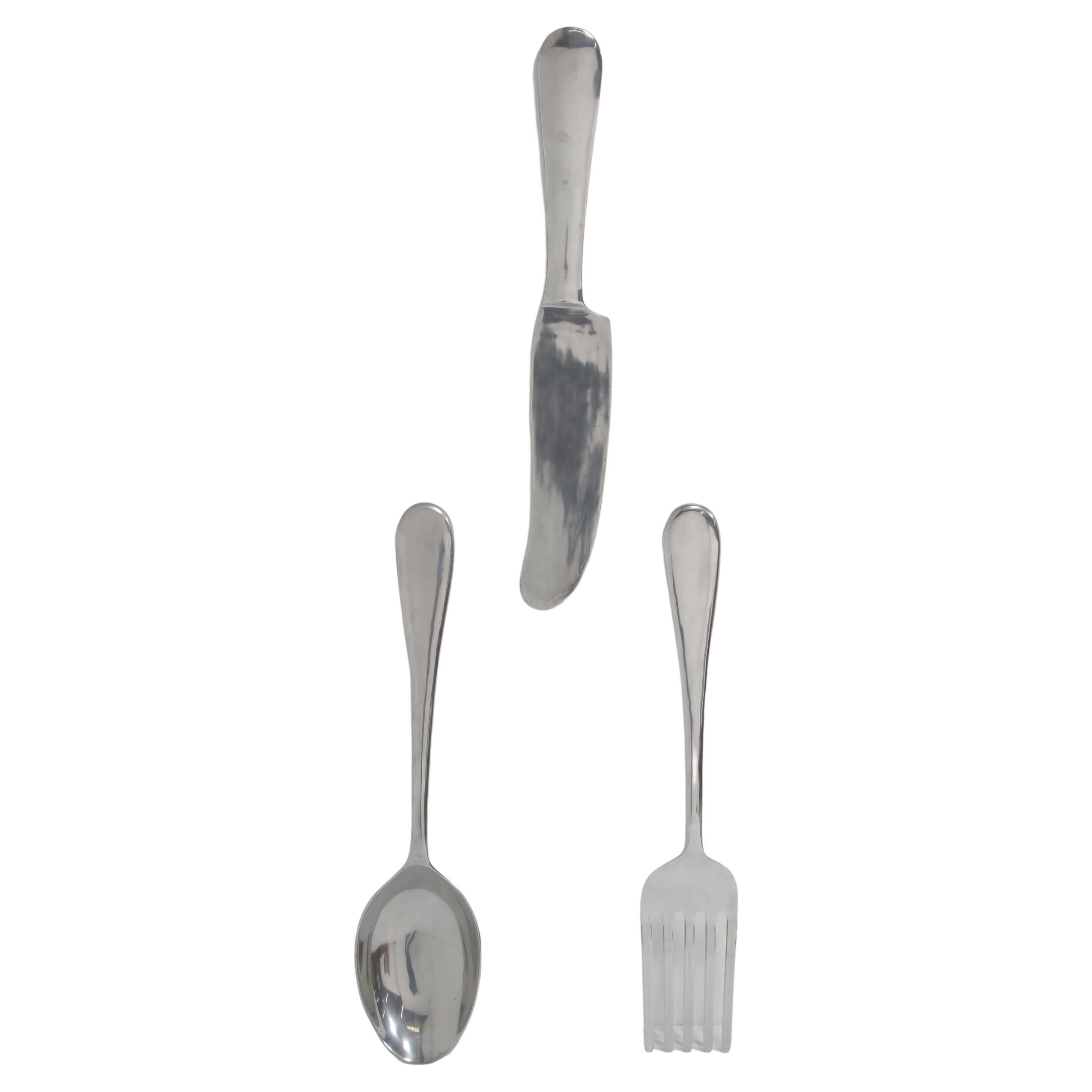 Oversize Aluminum Novelty Cutlery Wall Sculptures Curtis Jere style, 1960/70s. For Sale