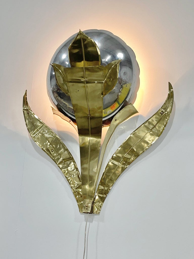 Monumental American Art Deco Movie Theater Wall Lamp For Sale at 1stDibs