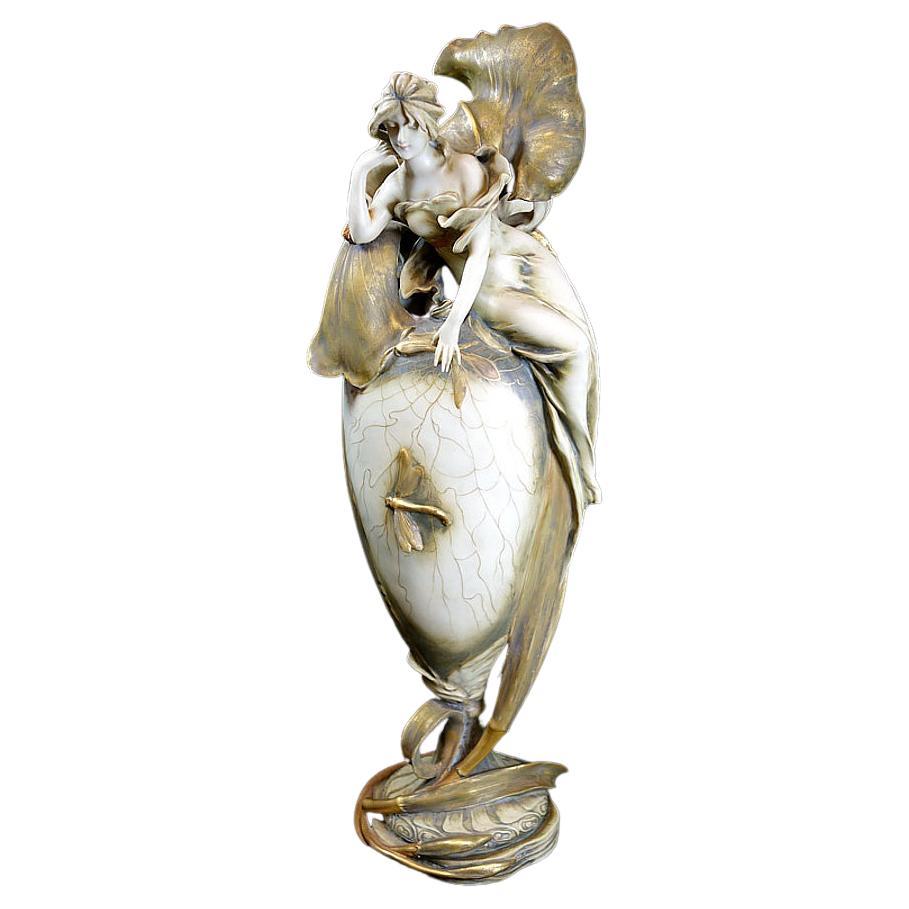 Monumental Amphora Art Nouveau Figural Vase with Dragonfly and Floral Motif 1900 For Sale