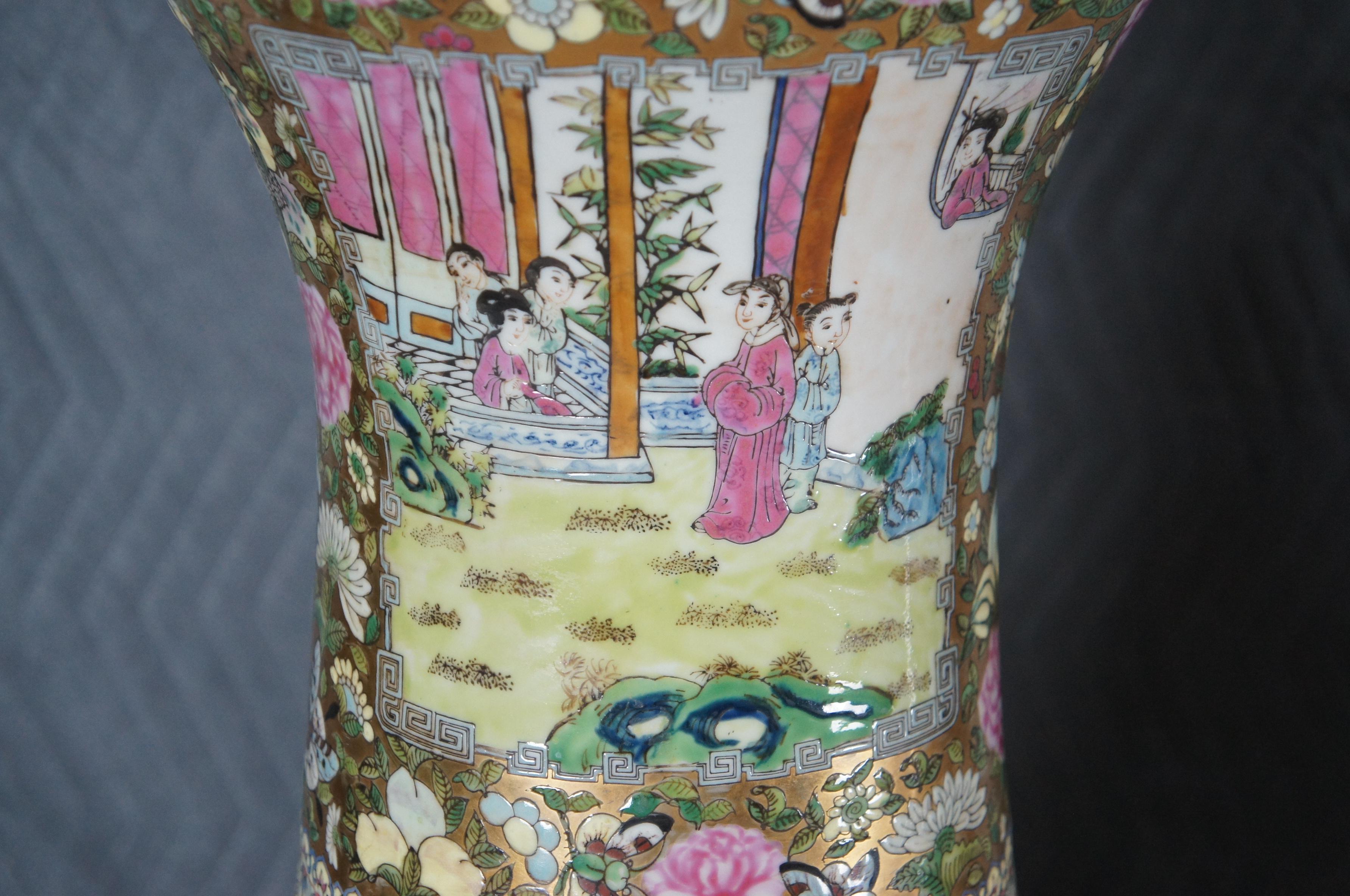 Monumentaux vases d'urnes de palais Famille Rose de Canton en porcelaine chinoise ancienne 53 po. Bon état - En vente à Dayton, OH