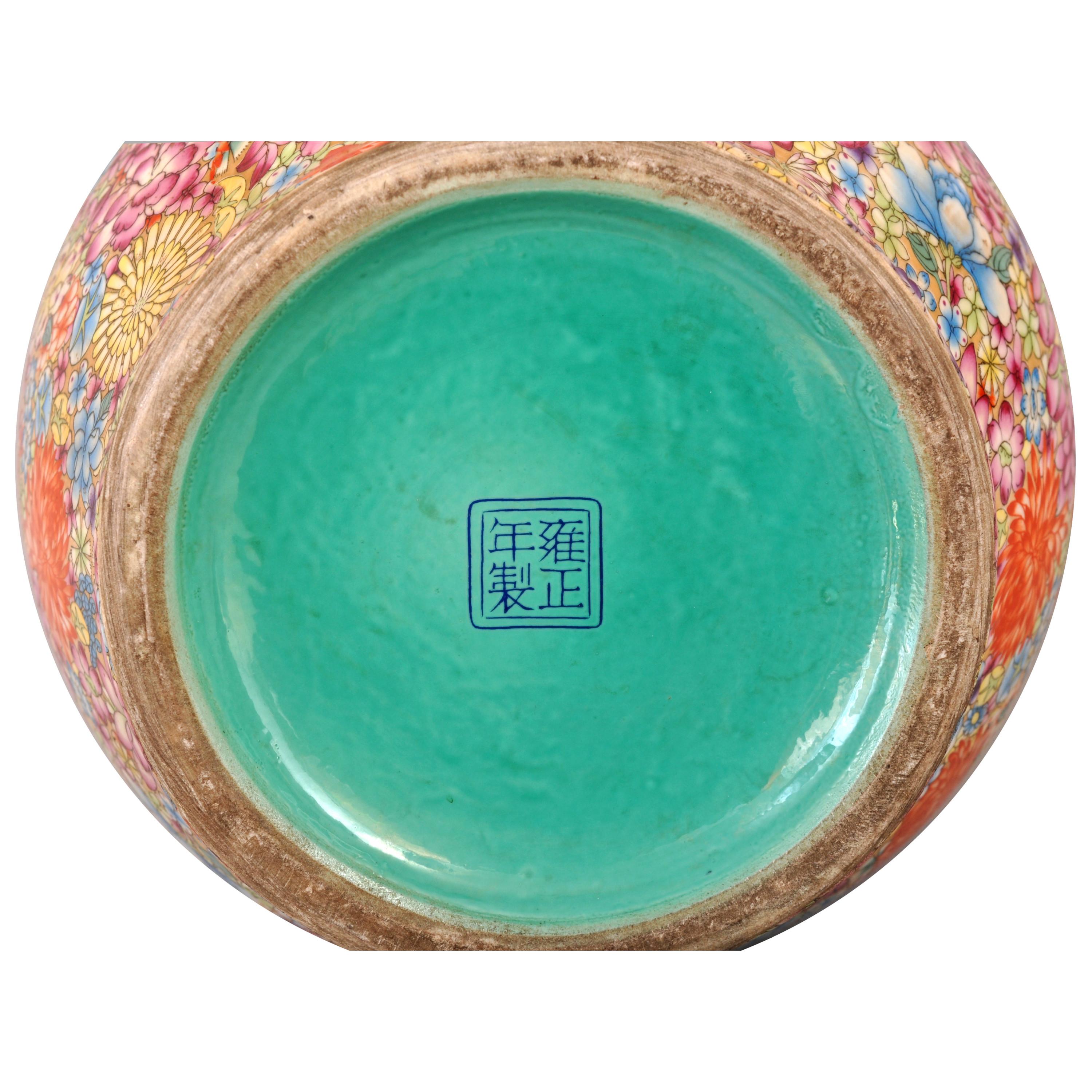 Monumental Antique Chinese Porcelain Qing Dynasty Thousand Flowers Vase, 1900 3