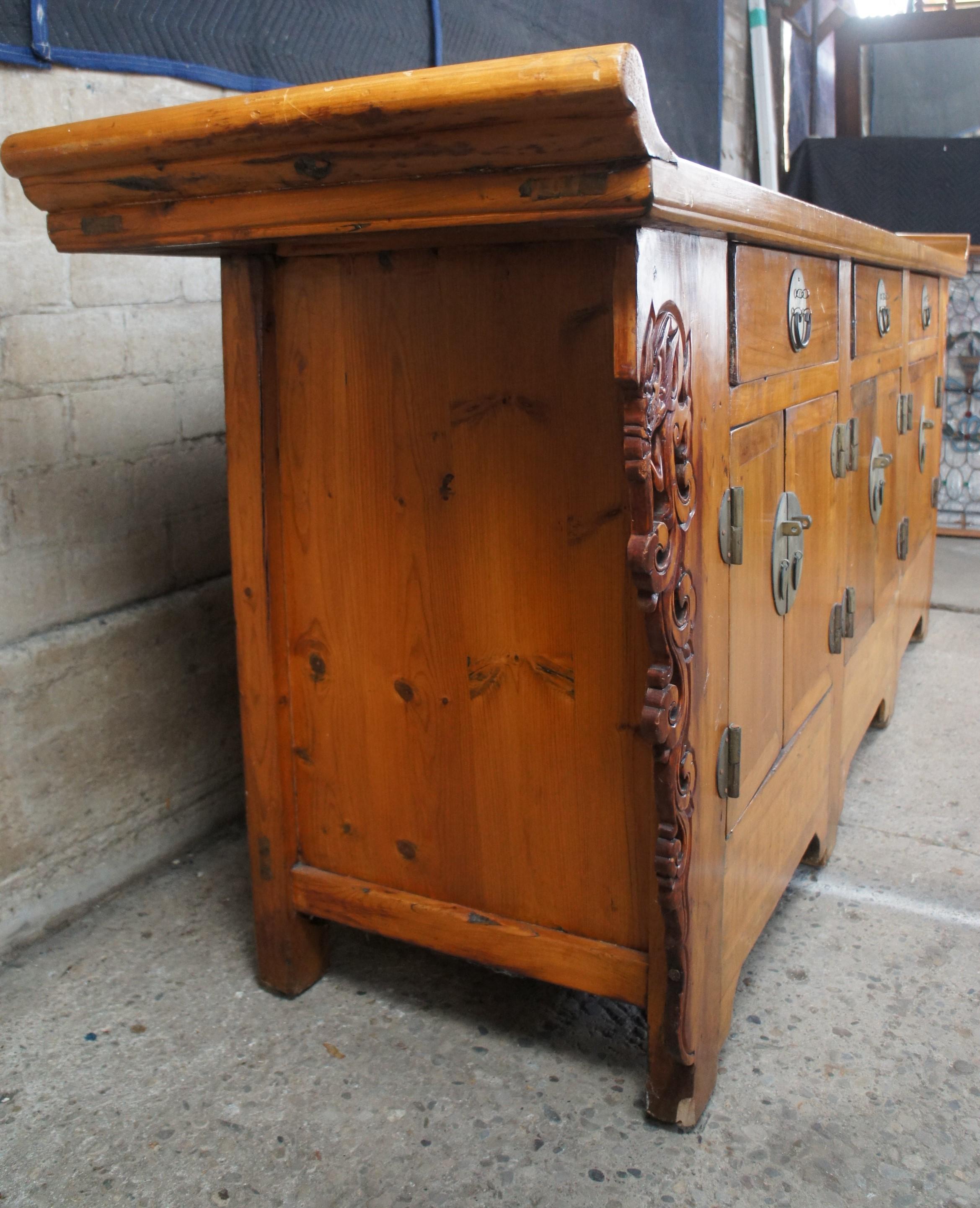 Monumental Antique Chinese Qing Dynasty Elm Altar Coffer Sideboard Console Table For Sale 7