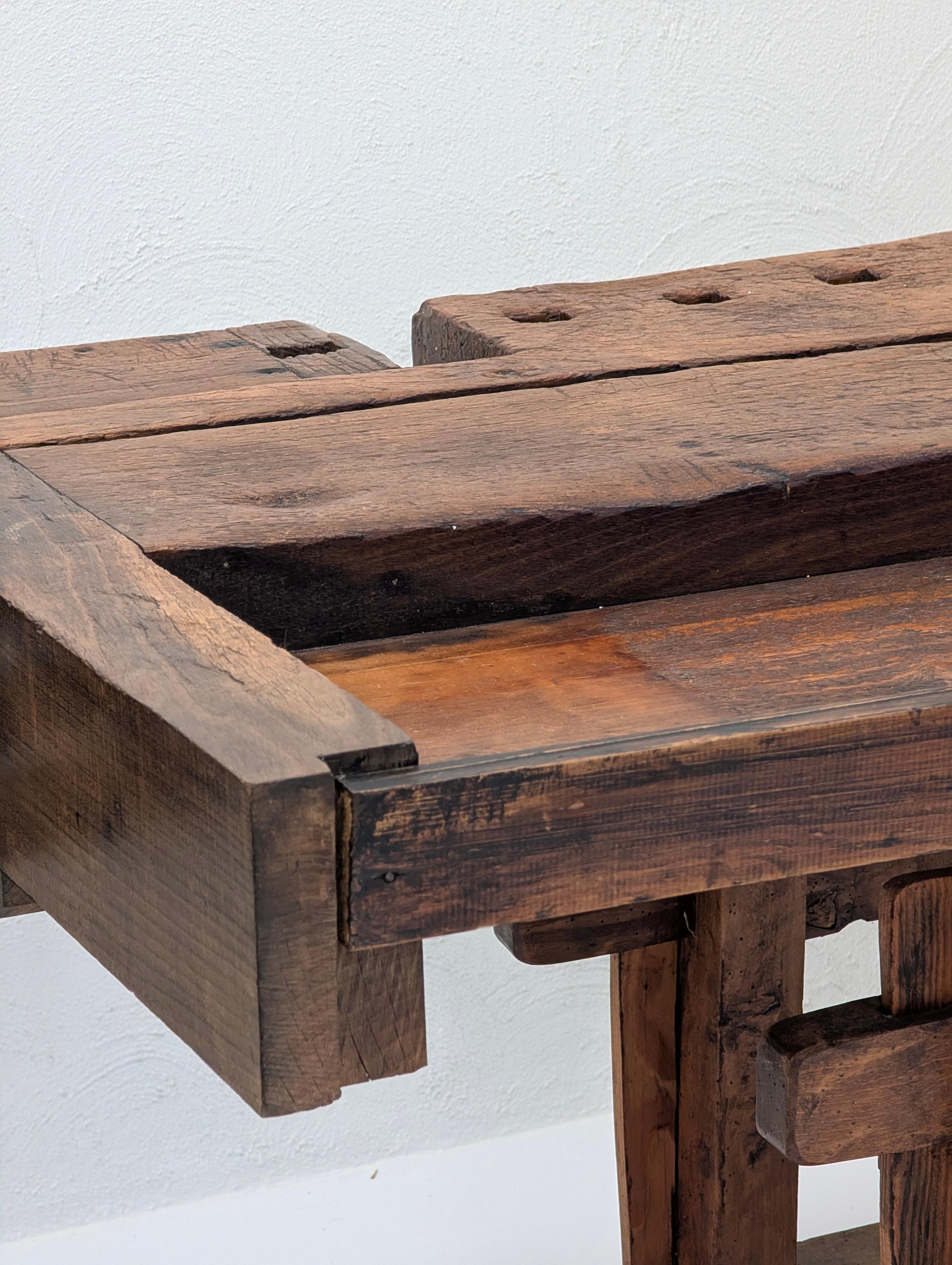 Monumental Antique European Joiner's Workbench Console Table, c. 1900 en venta 7