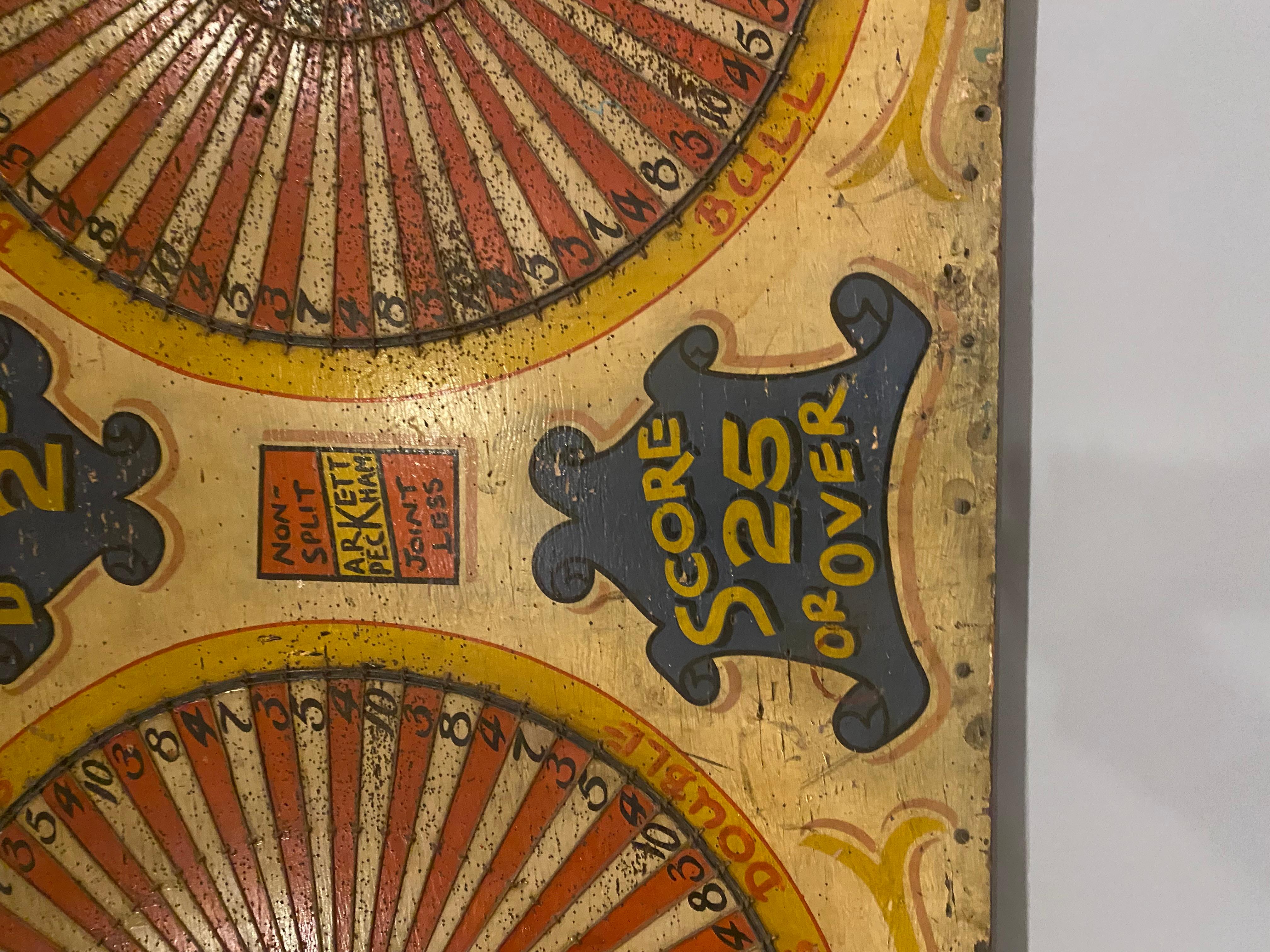 Monumentale antike Volkskunst Karneval Double Target Spielbrett im Angebot 1