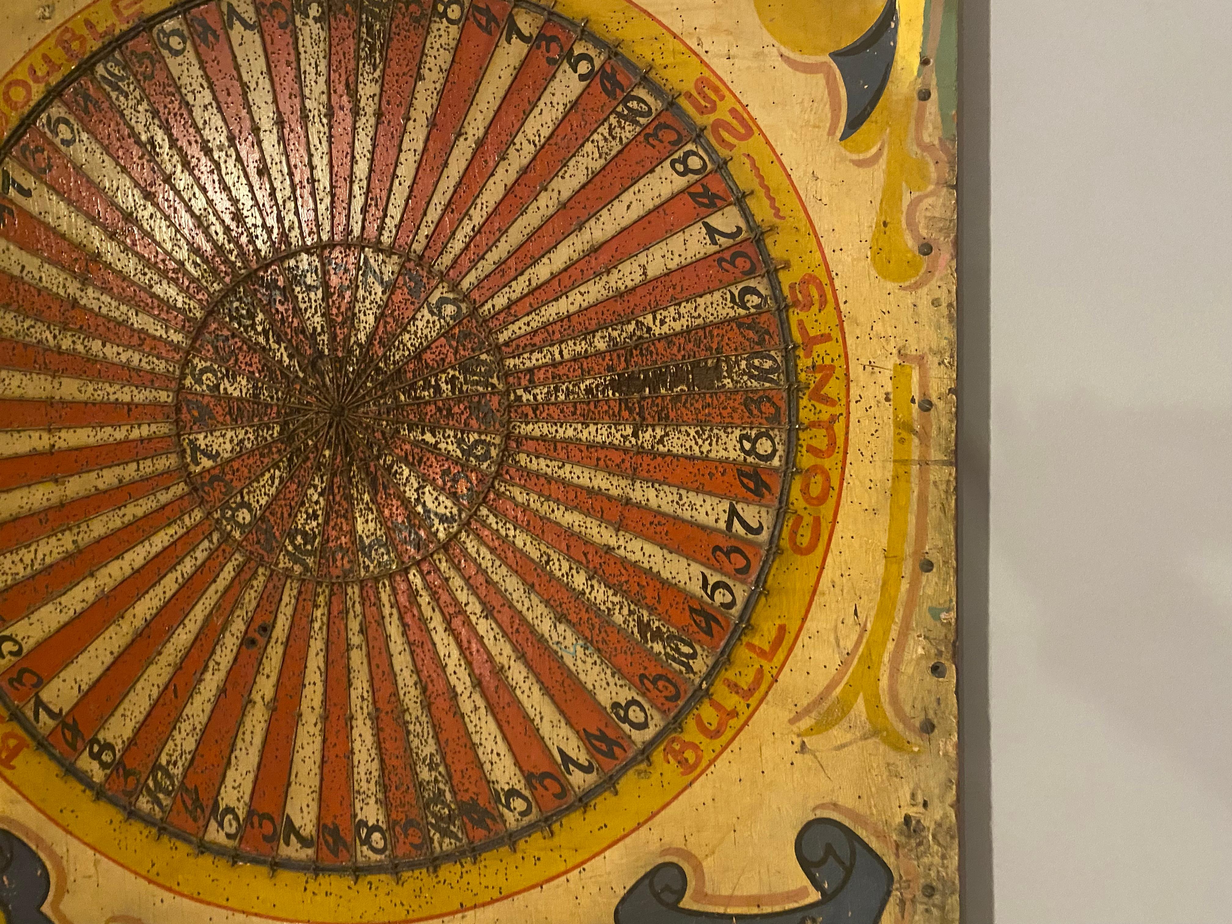 Monumentale antike Volkskunst Karneval Double Target Spielbrett im Angebot 2