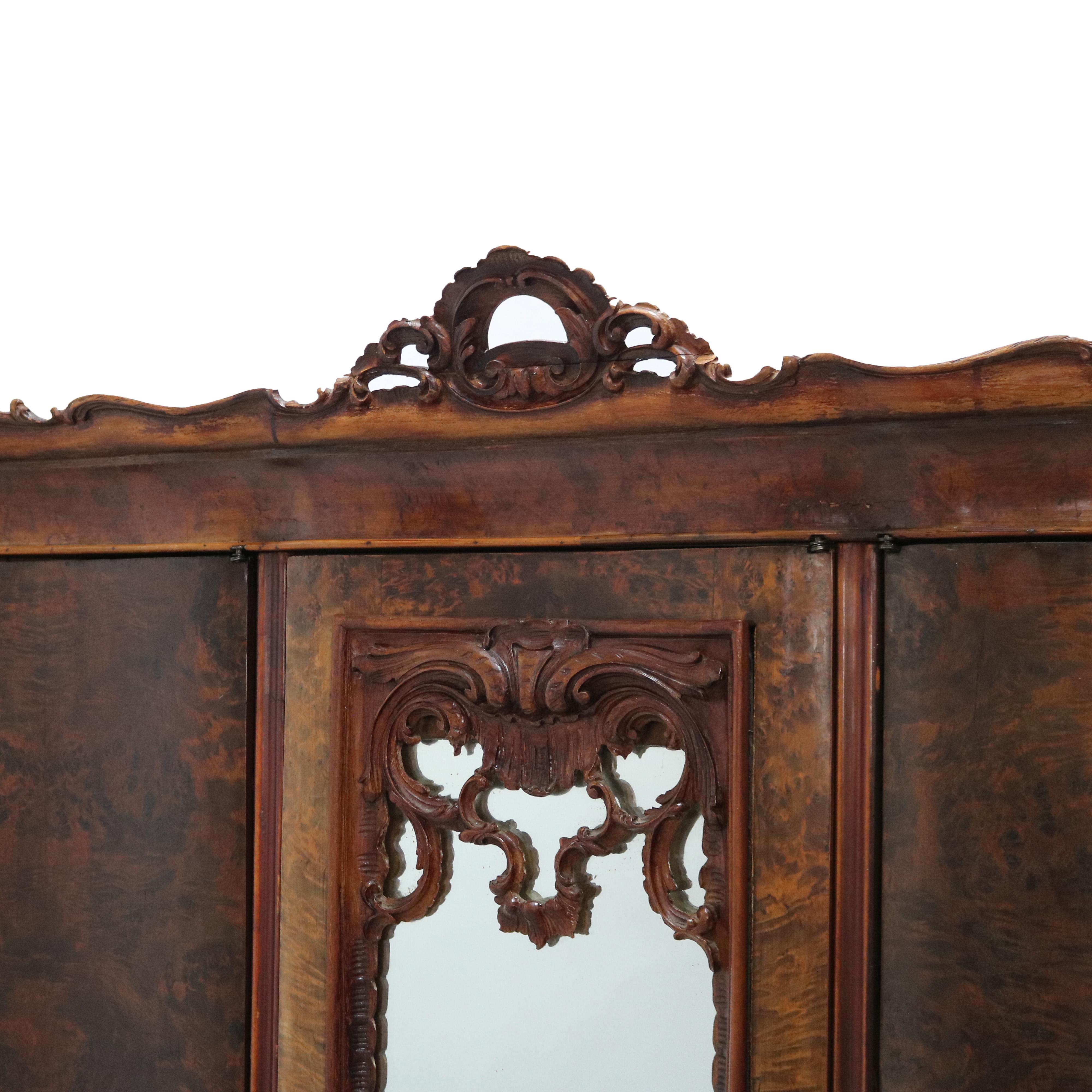 Monumental Armario Francés Antiguo de Caoba Tallada, Palisandro y Burl C1890 siglo XIX en venta