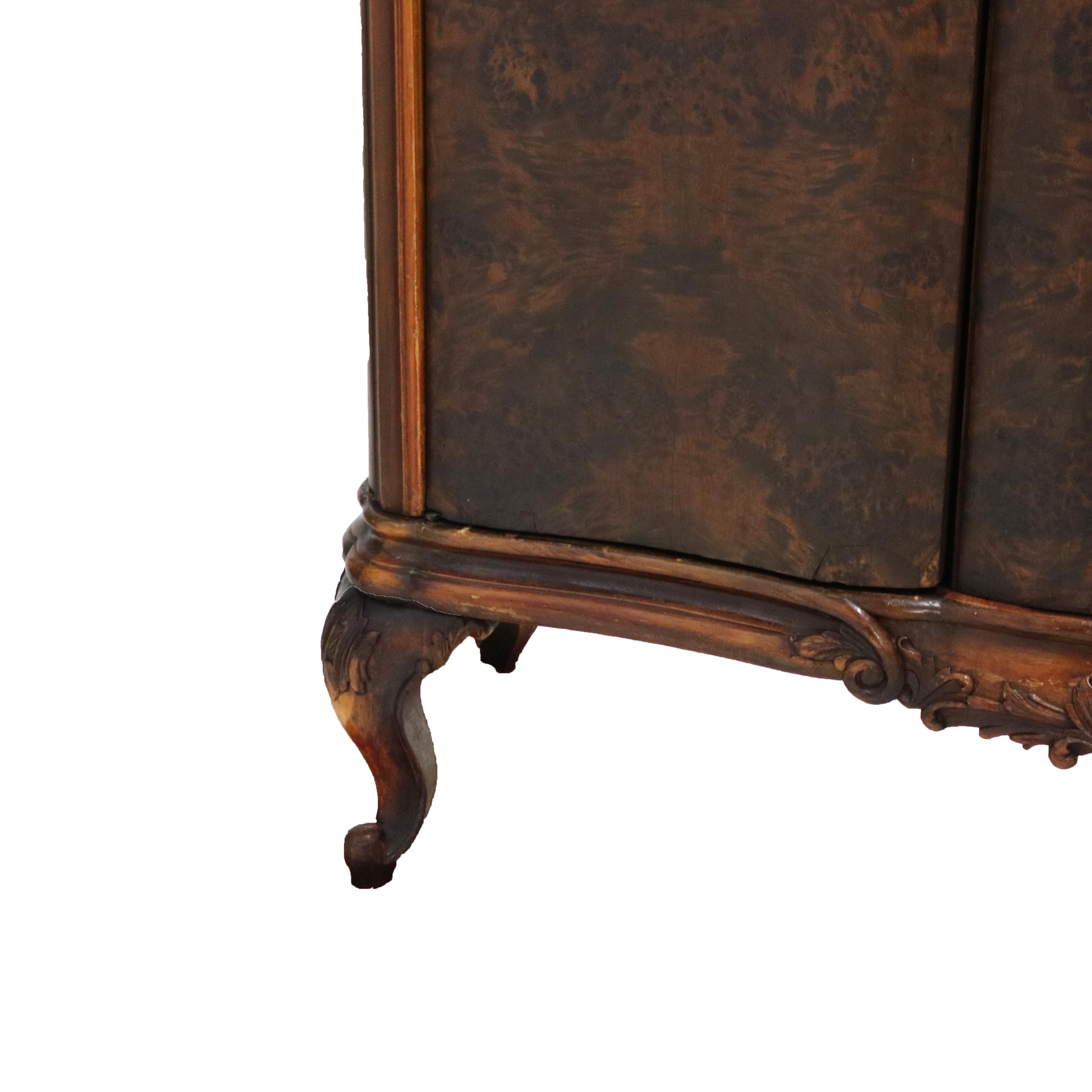 Monumental Armario Francés Antiguo de Caoba Tallada, Palisandro y Burl C1890 en venta 3
