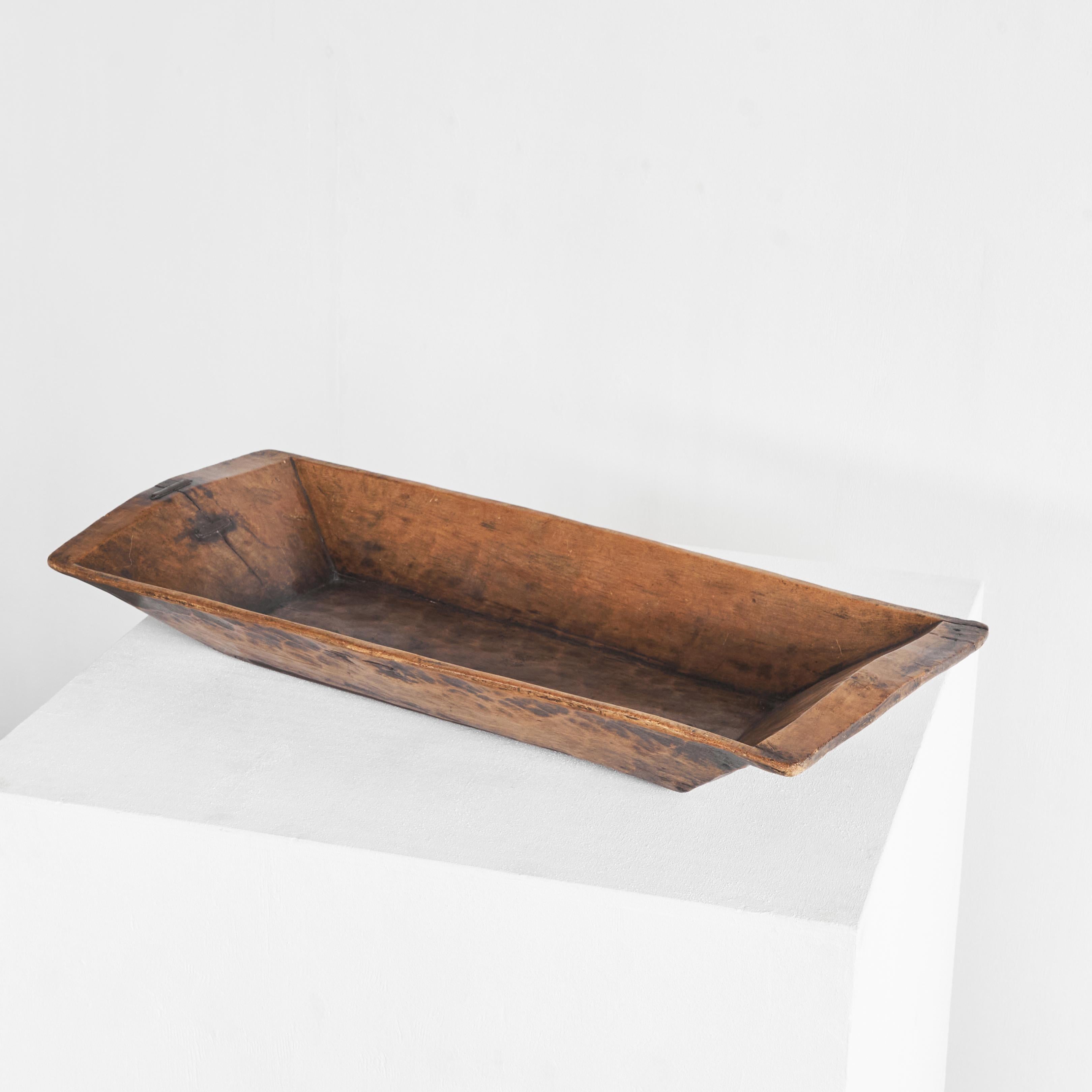 Monumentale antike handgeschnitzte Holztruhe oder Schale Wabi Sabi, Wabi Sabi, 19. Jahrhundert im Angebot 1