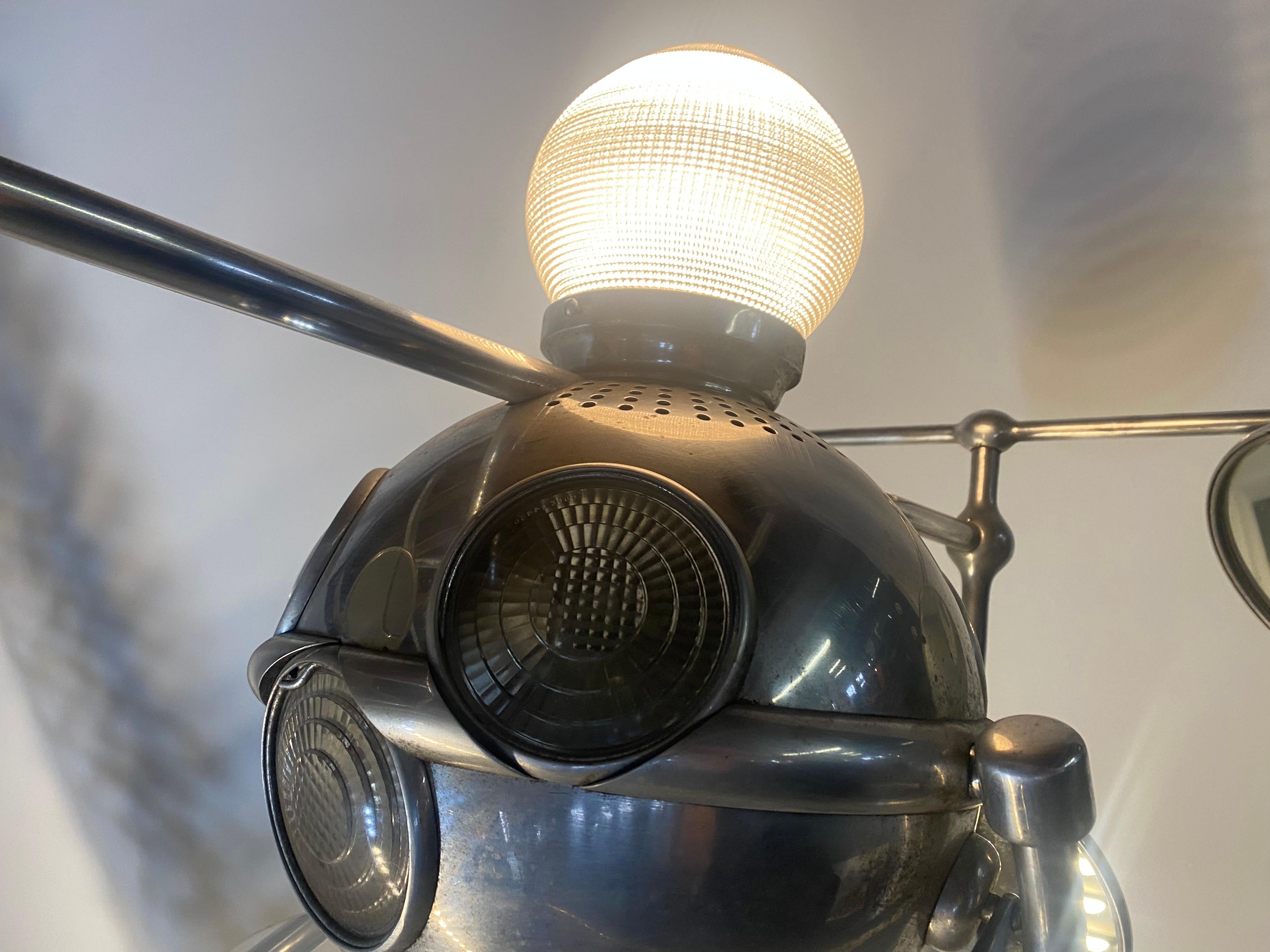 Monumentale antike industrielle Operay Multibeam- Surgische Lampe im Angebot 8