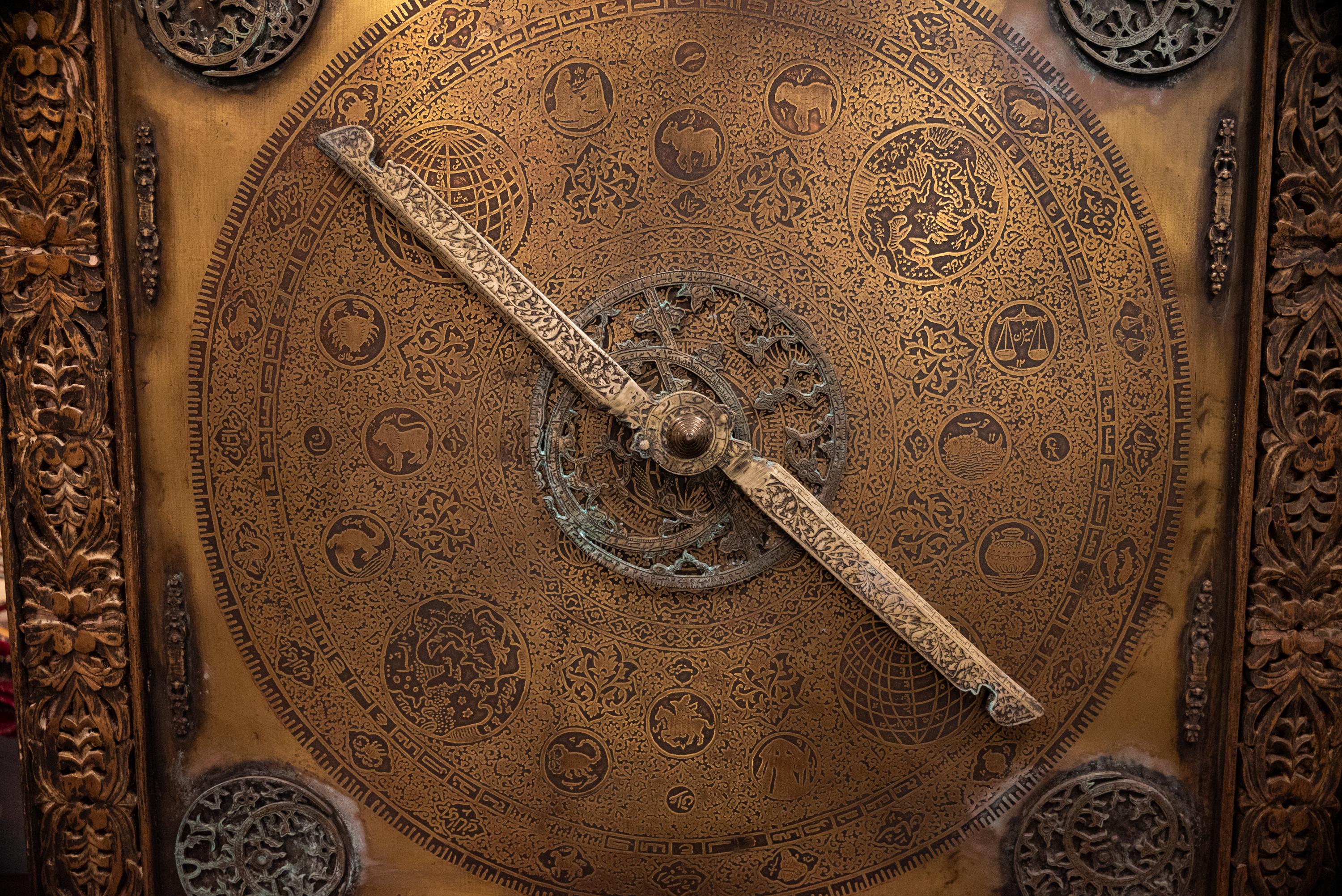 Monumentales antikes islamisch-osmanisches safawidisches astrologisches Astrolabium auf Stand 1720 im Angebot 5