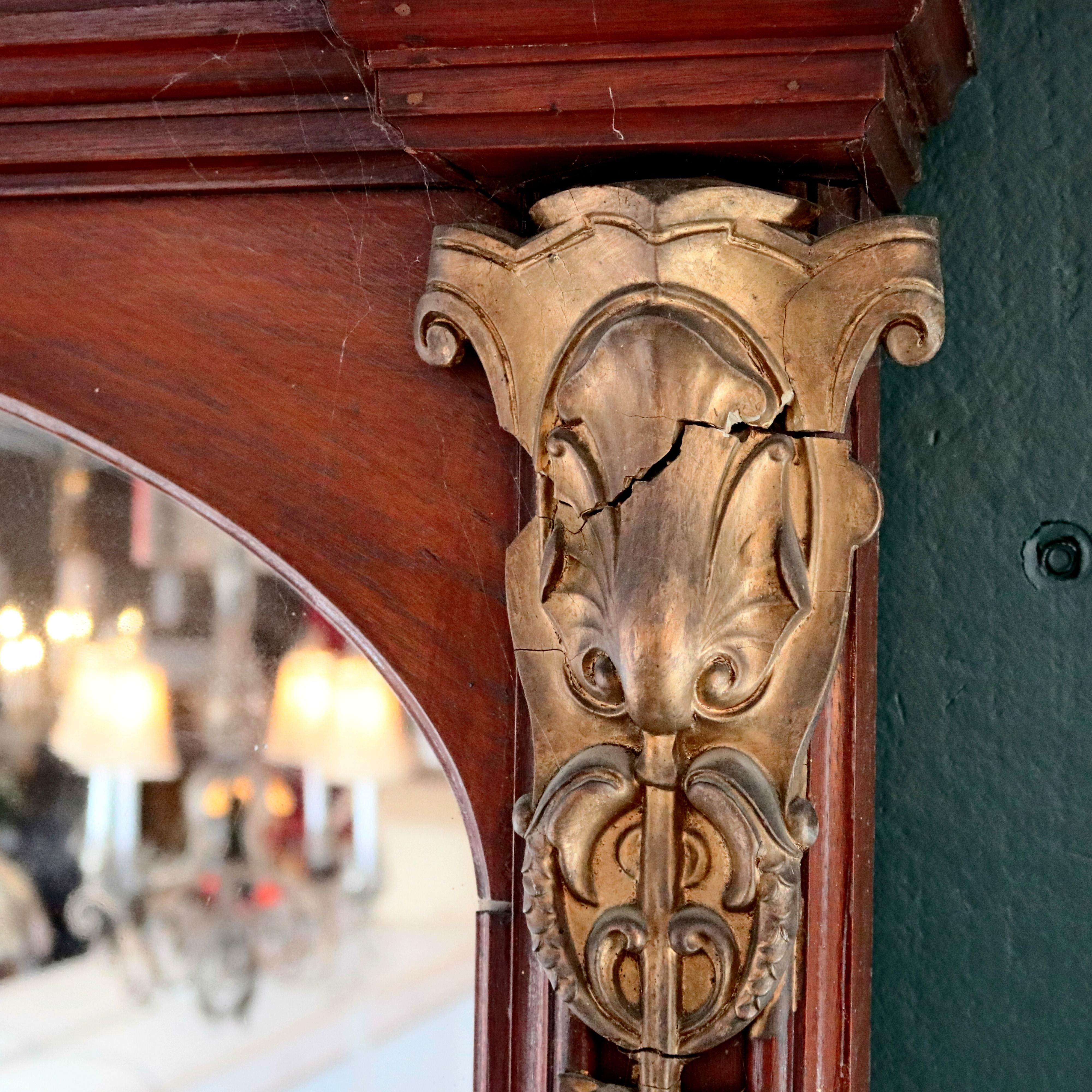 Monumental Antique Parcel-Gilt Walnut Pier Mirror with Carved Jenny Lind In Good Condition In Big Flats, NY