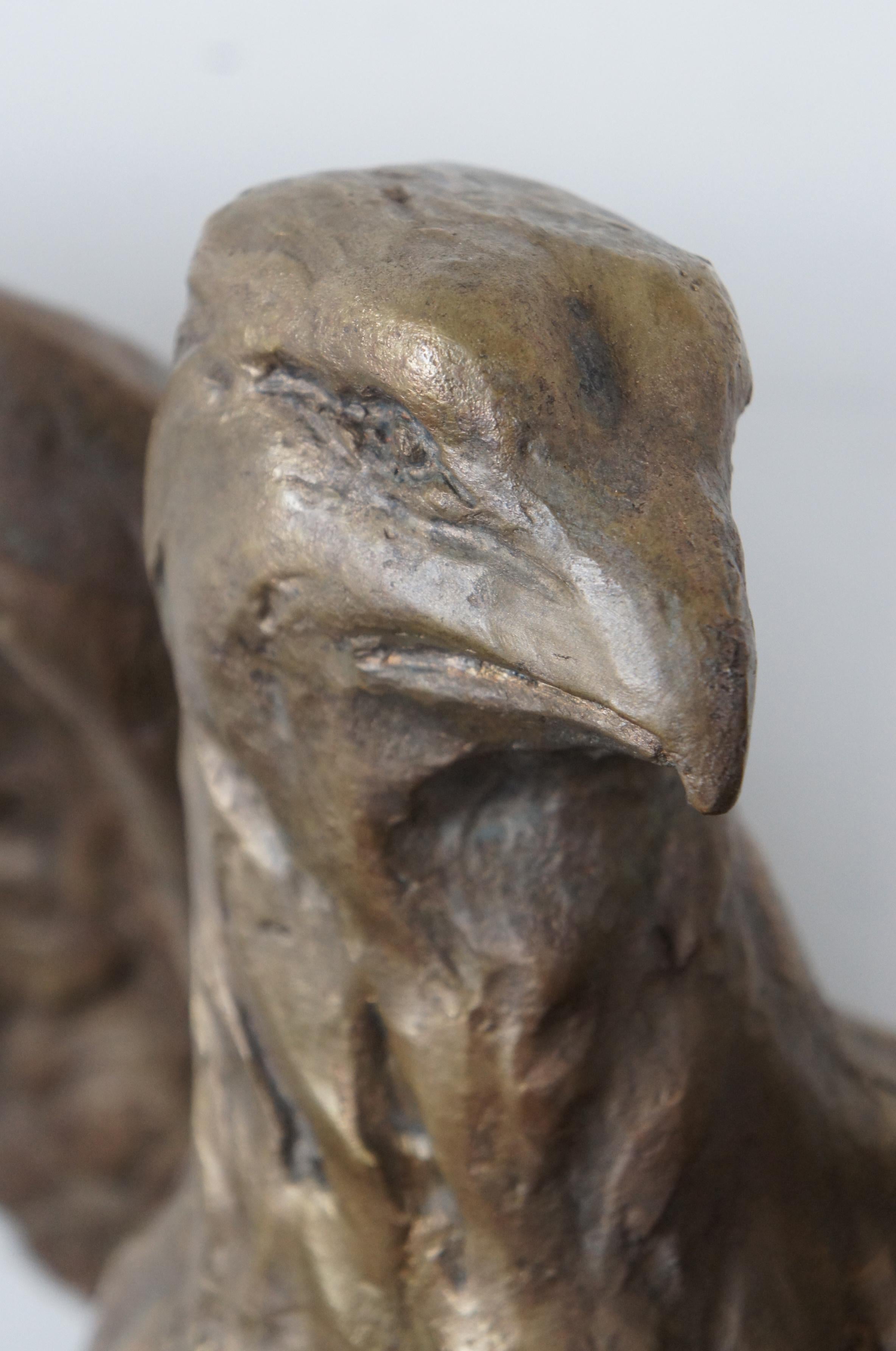 Monumental Antique Roman Bronze Works Gilt American Bald Eagle Sculpture Statue en vente 5