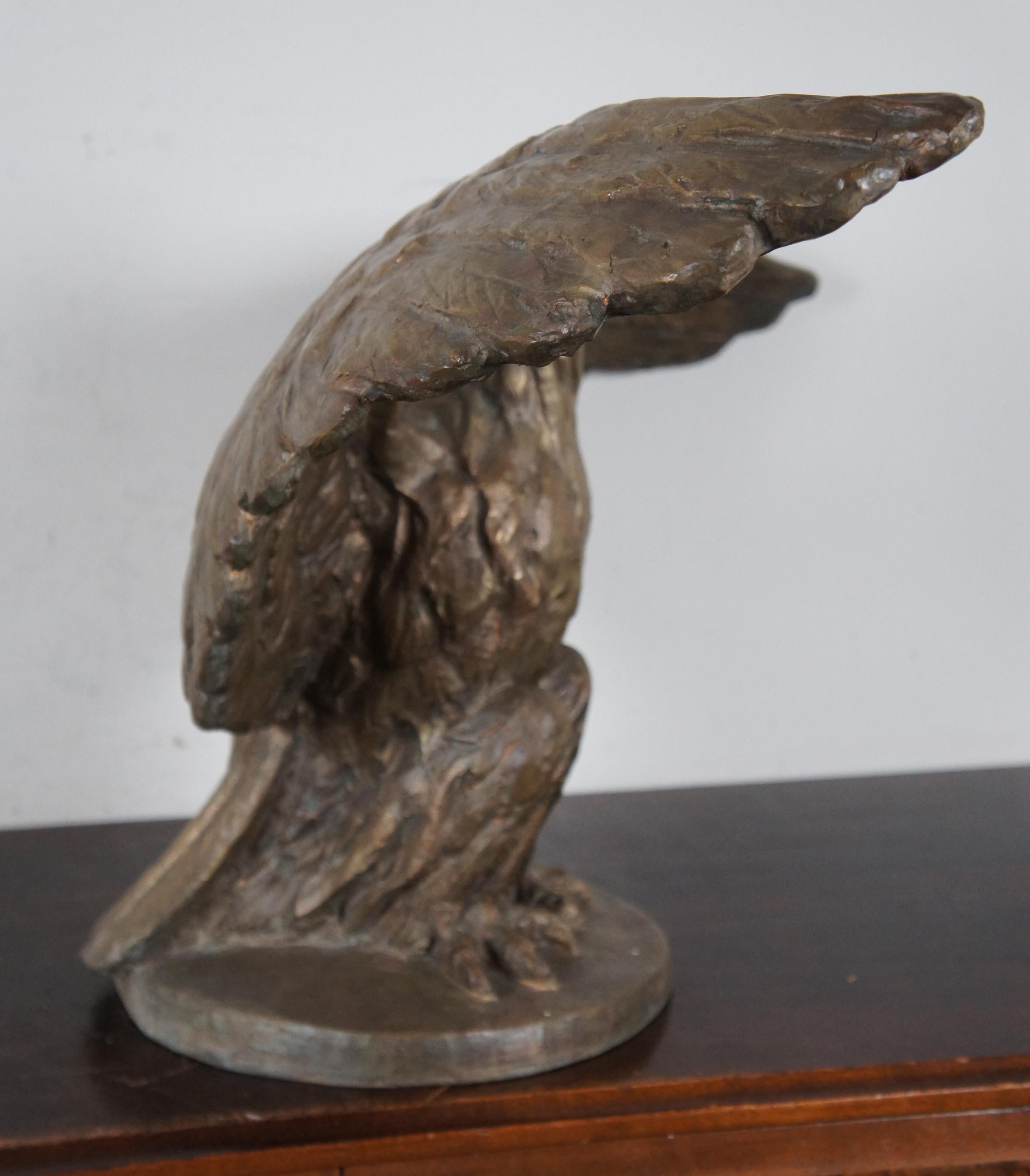 Monumental Antique Roman Bronze Works Gilt American Bald Eagle Sculpture Statue en vente 1