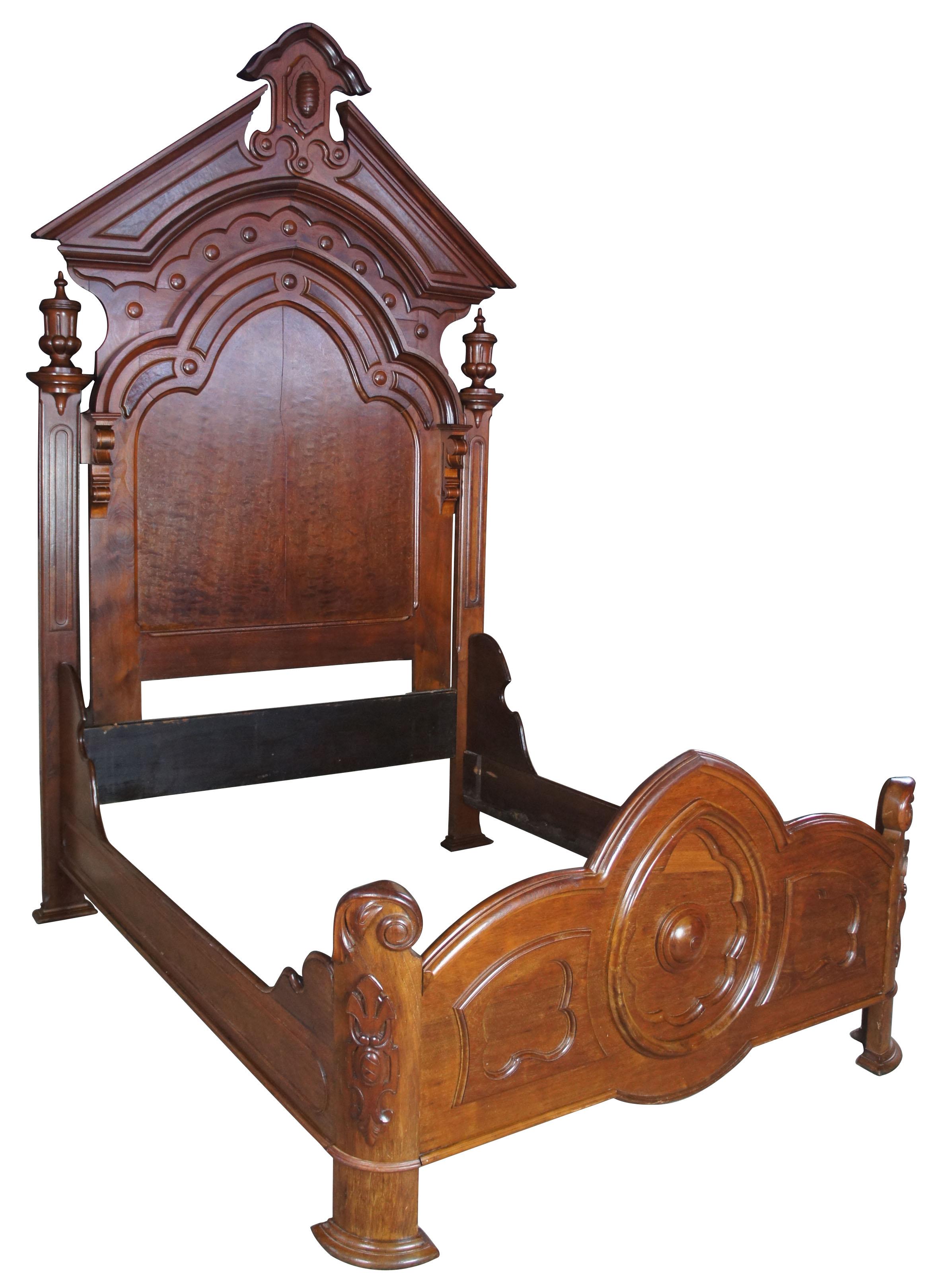 Monumental antique Victorian carved walnut highback full bed Lincoln style 112